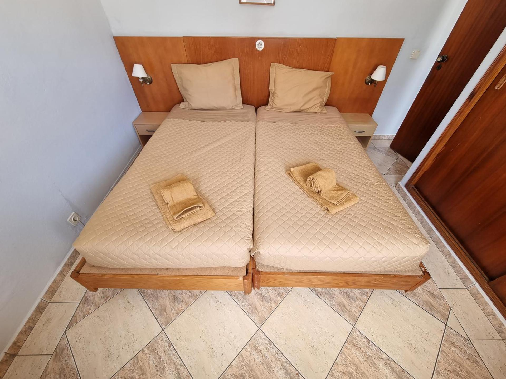 Cerro Atlantico by Umbral