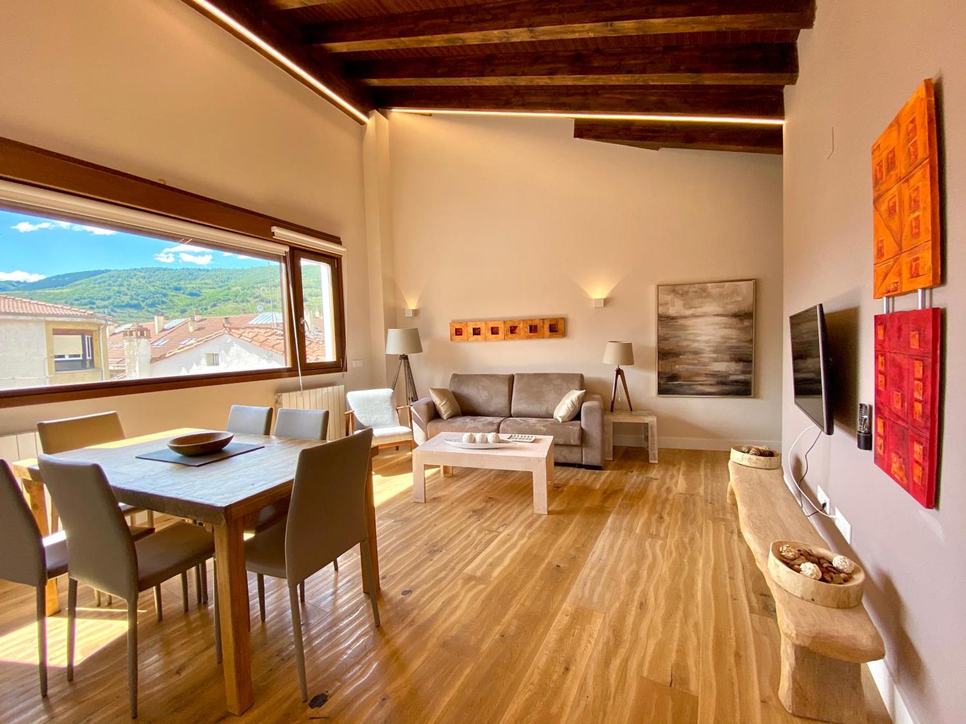 Apartamentos Turísticos Ezcaray