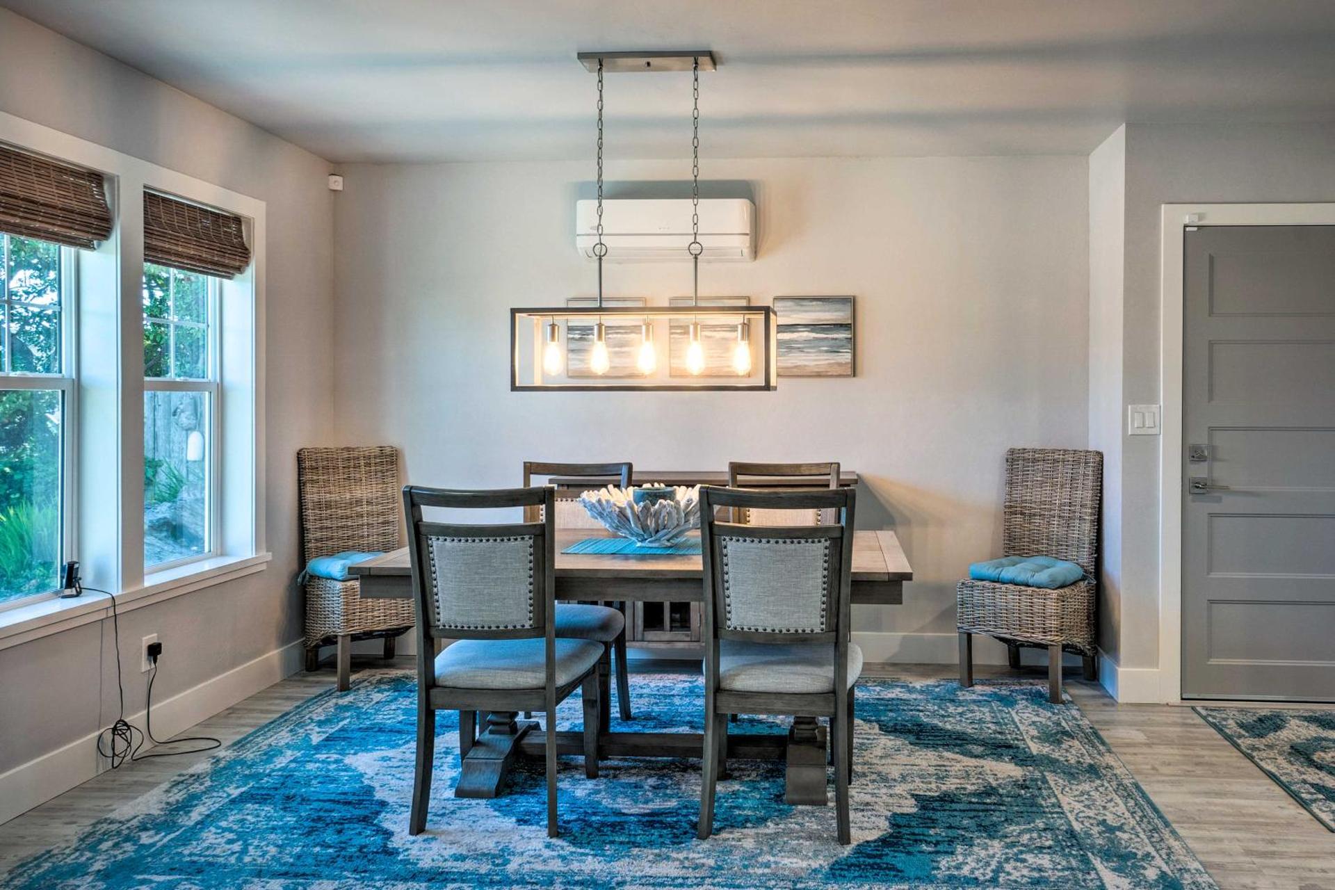 Coastal Getaway by Pebble Beach and Redwoods!