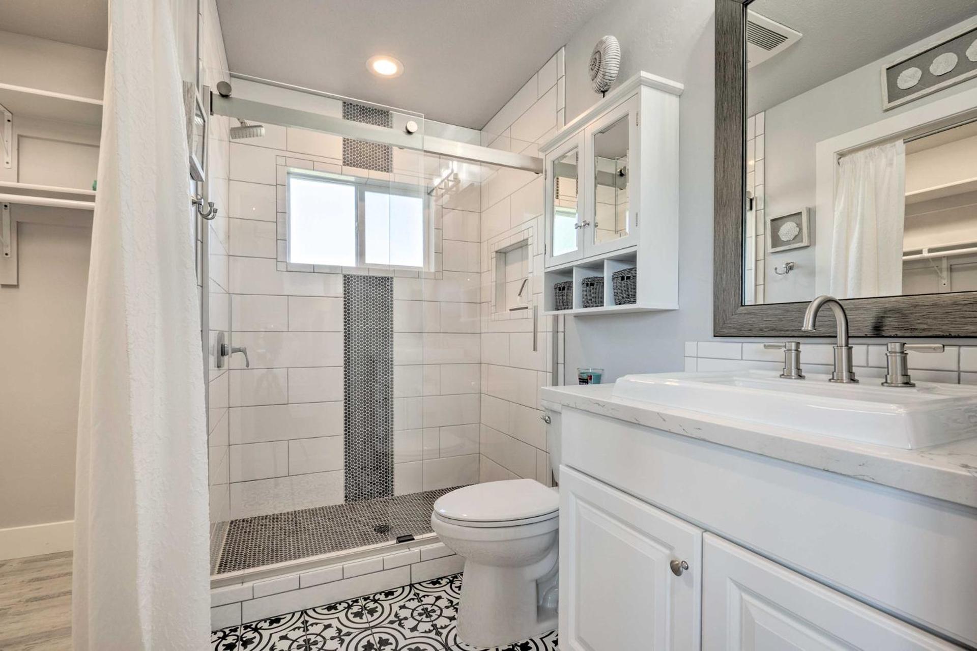 Coastal Getaway by Pebble Beach and Redwoods!