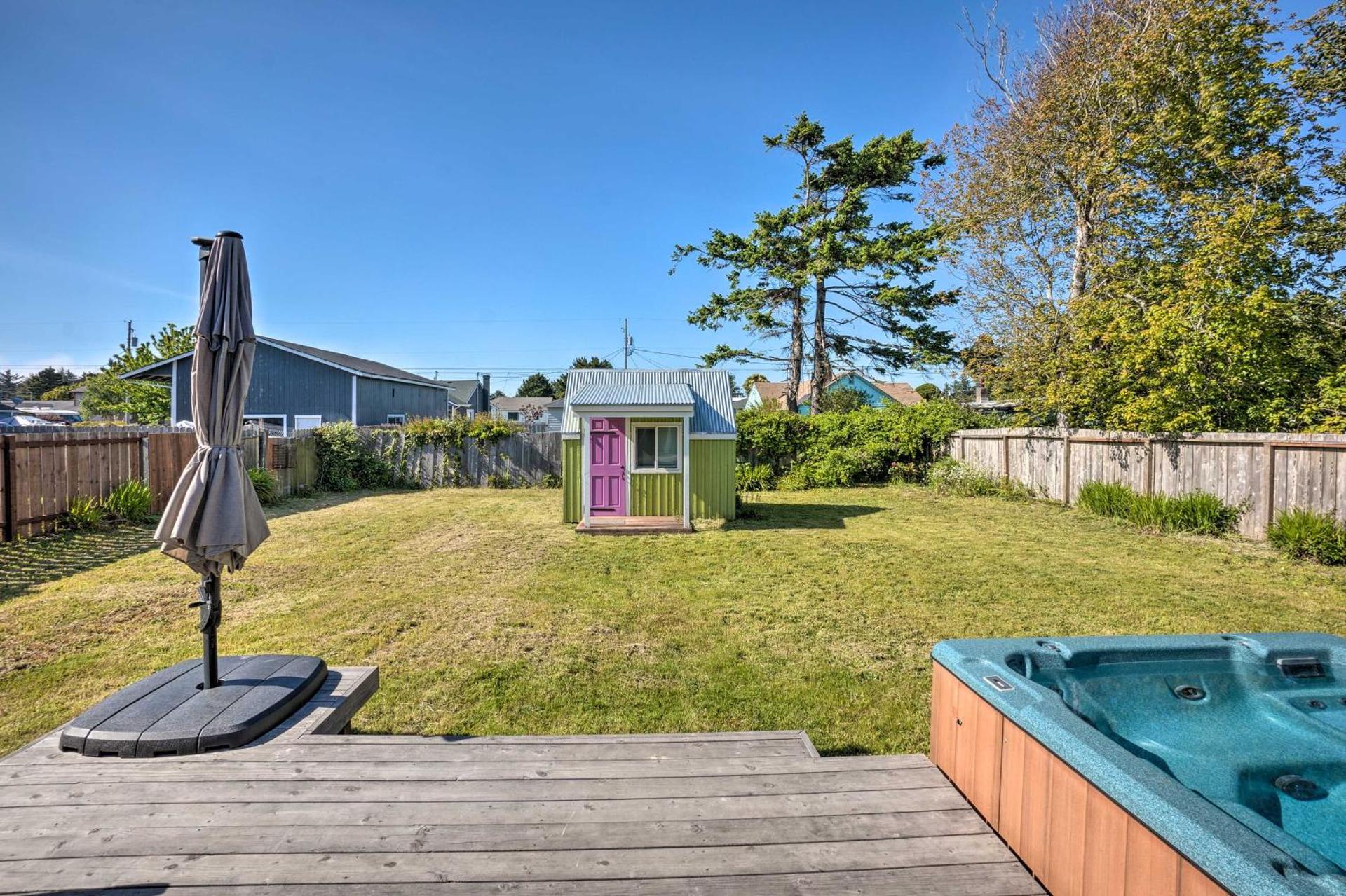 Coastal Getaway by Pebble Beach and Redwoods!