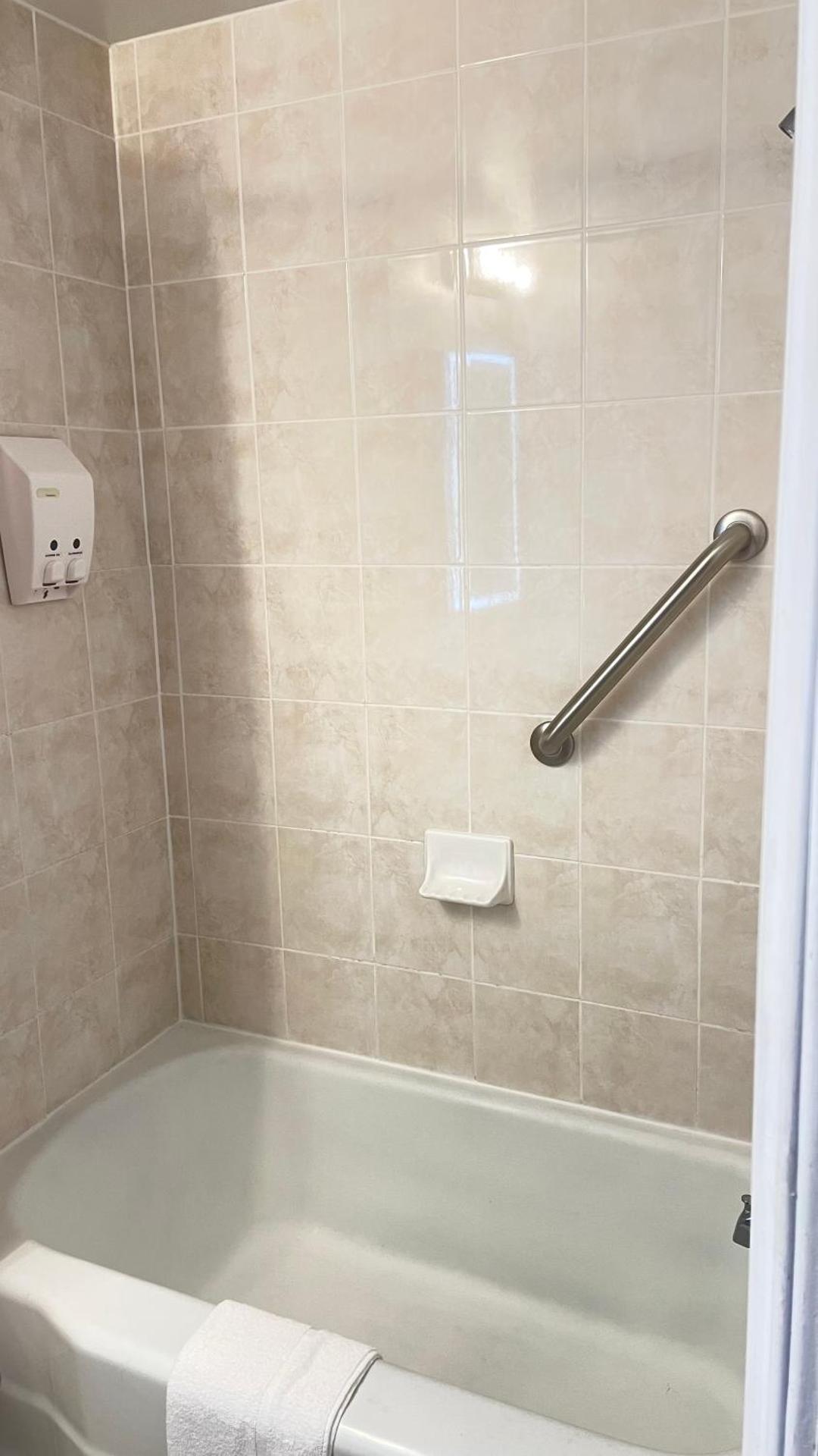 Scottish Inn - North Tonawanda