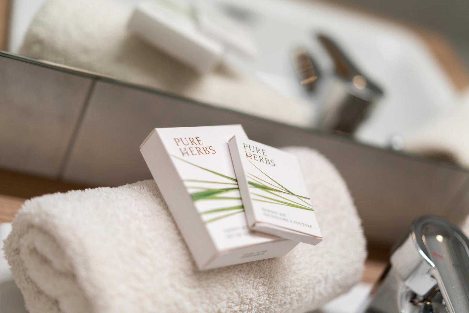 Family Room with Balcony and Panoramic View