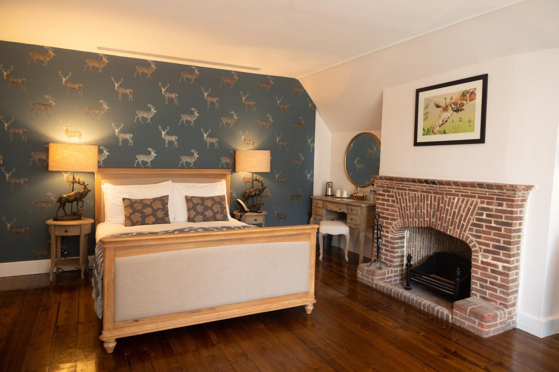 Superior King Room - Non-Smoking