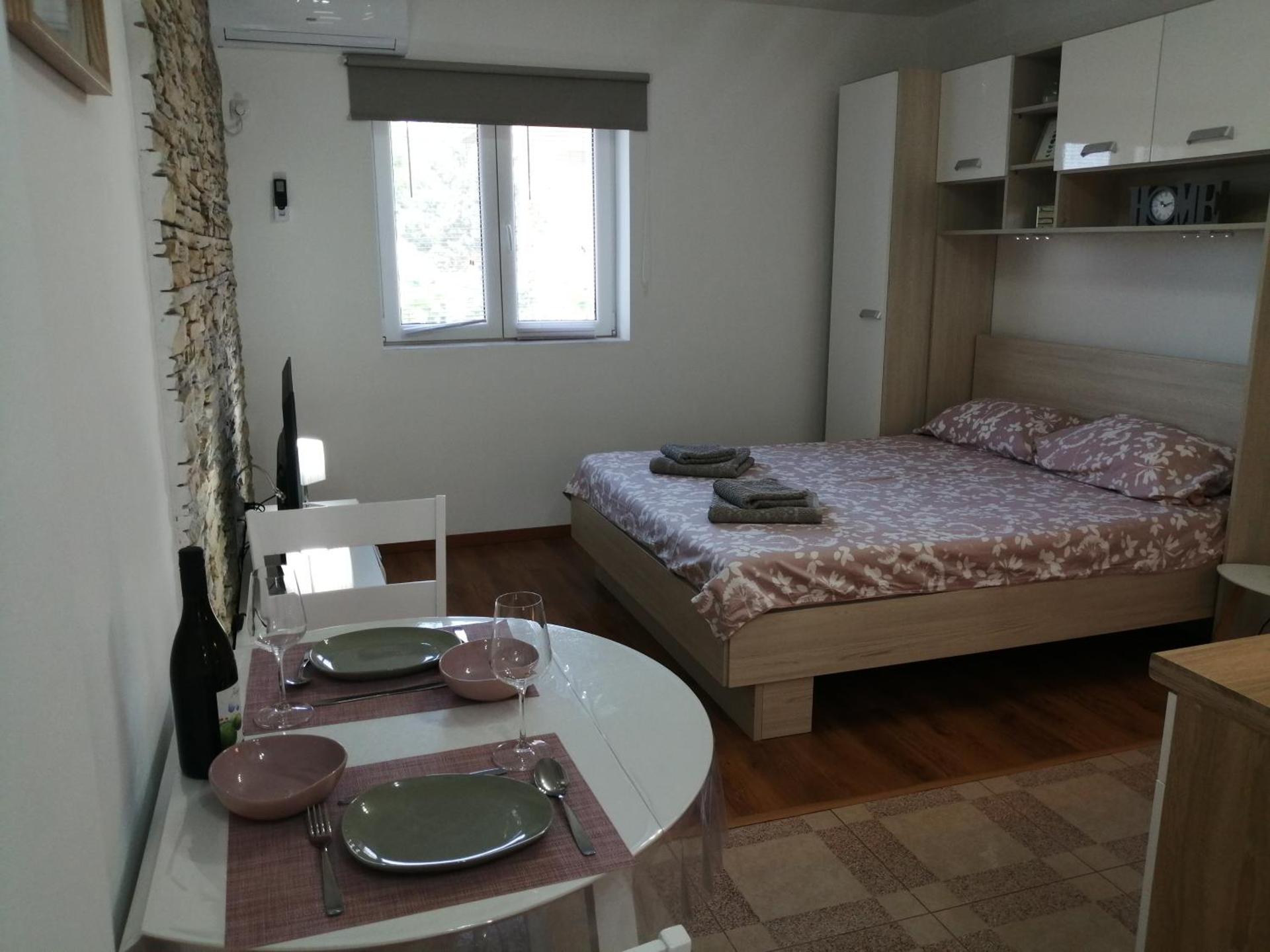 Studiolejlighed med balkon