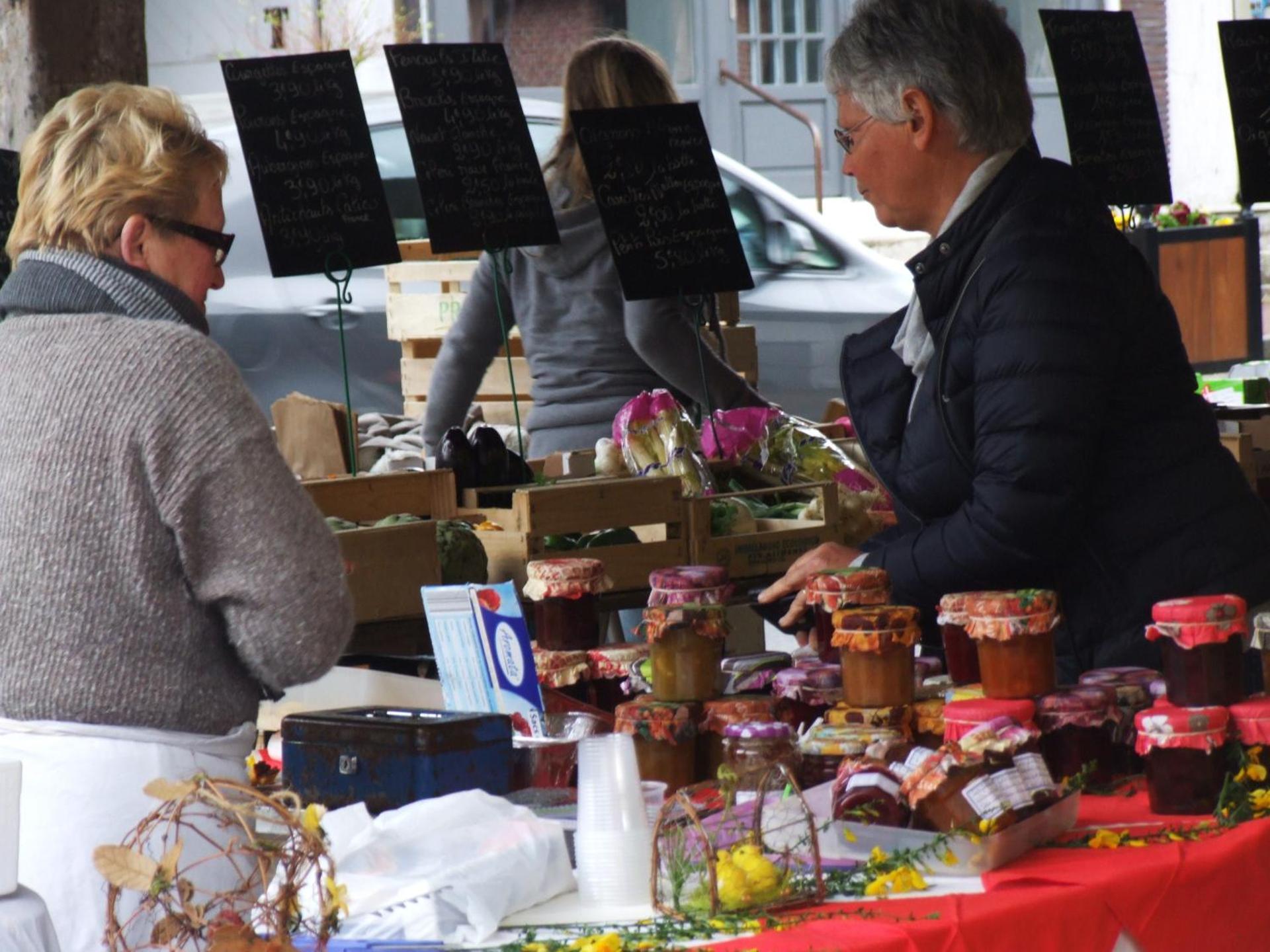 Supermarket/grocery shop