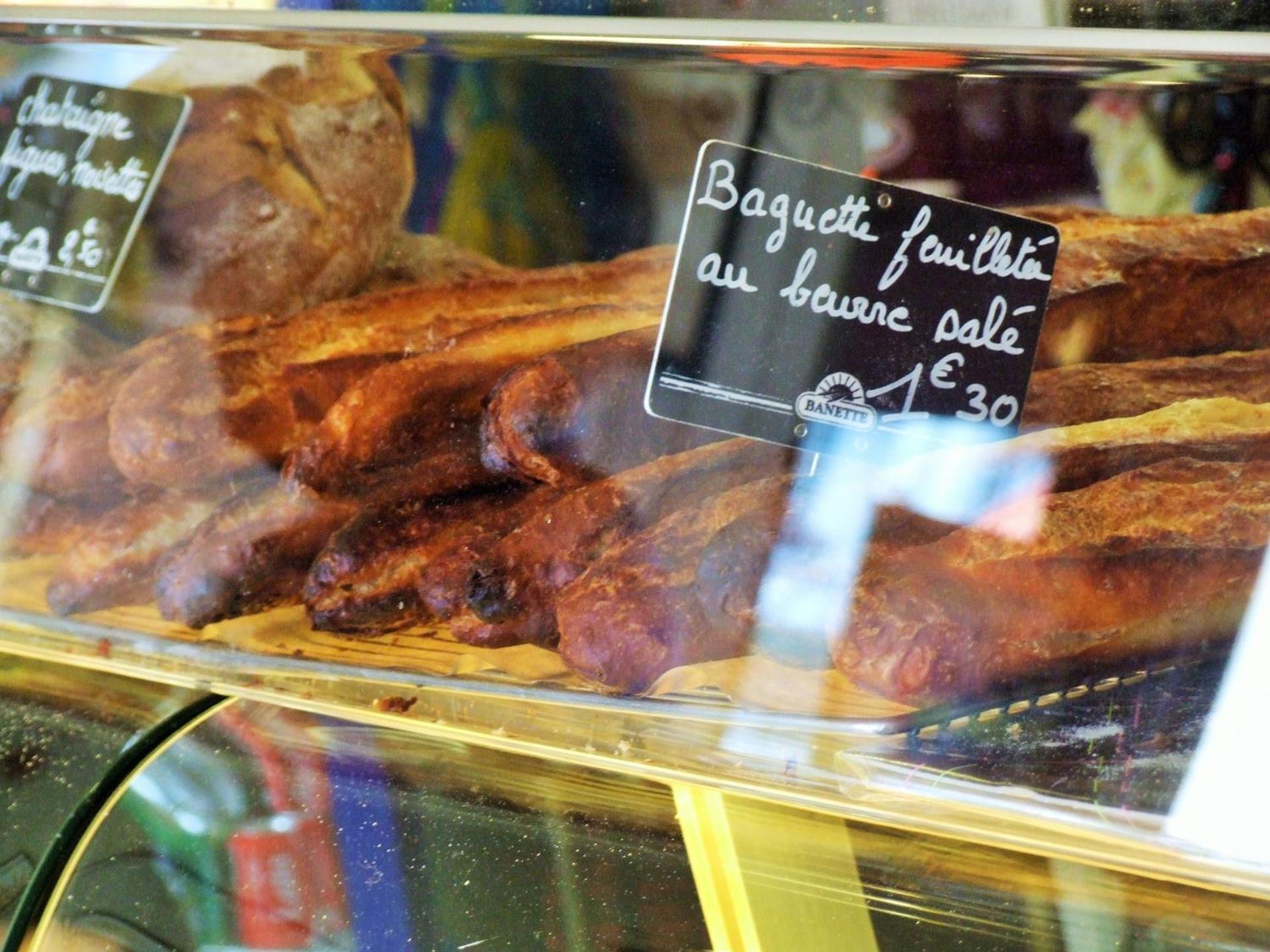 Supermarket/grocery shop