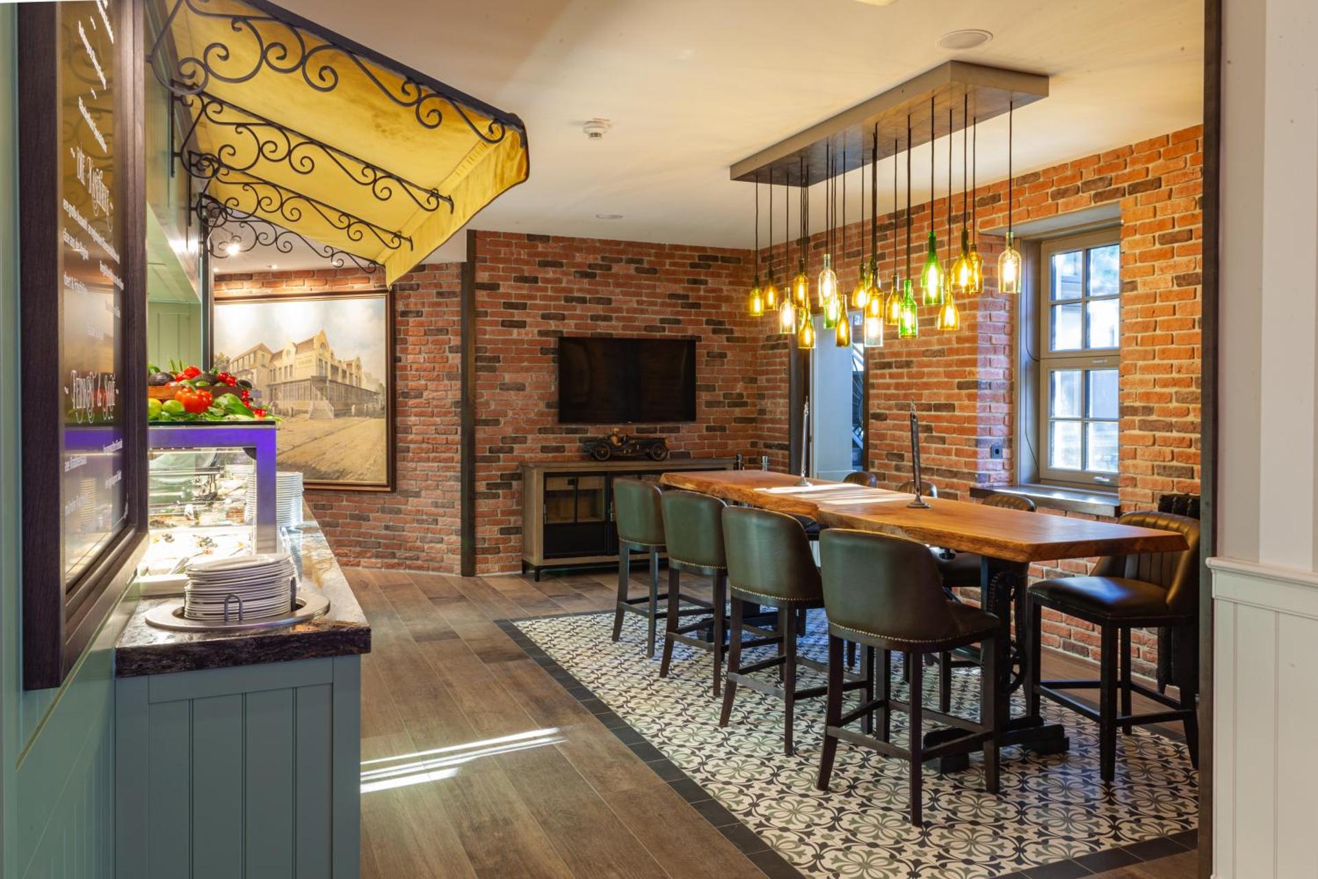 Restaurant/places to eat