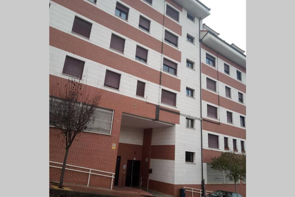 El pisito de Rodrigo II (alta en turismo VUT/2115)