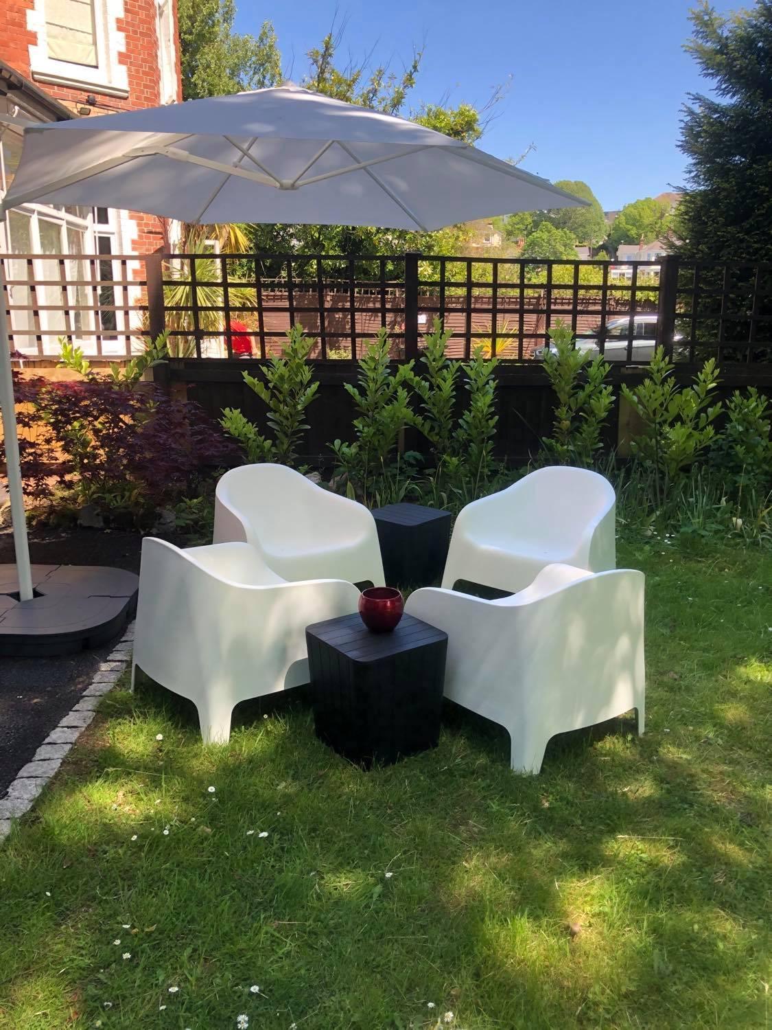 Green Corner Villa - Walls Hill - Cosy Luxury Apartment in Central Torquay with Free Parking & EV