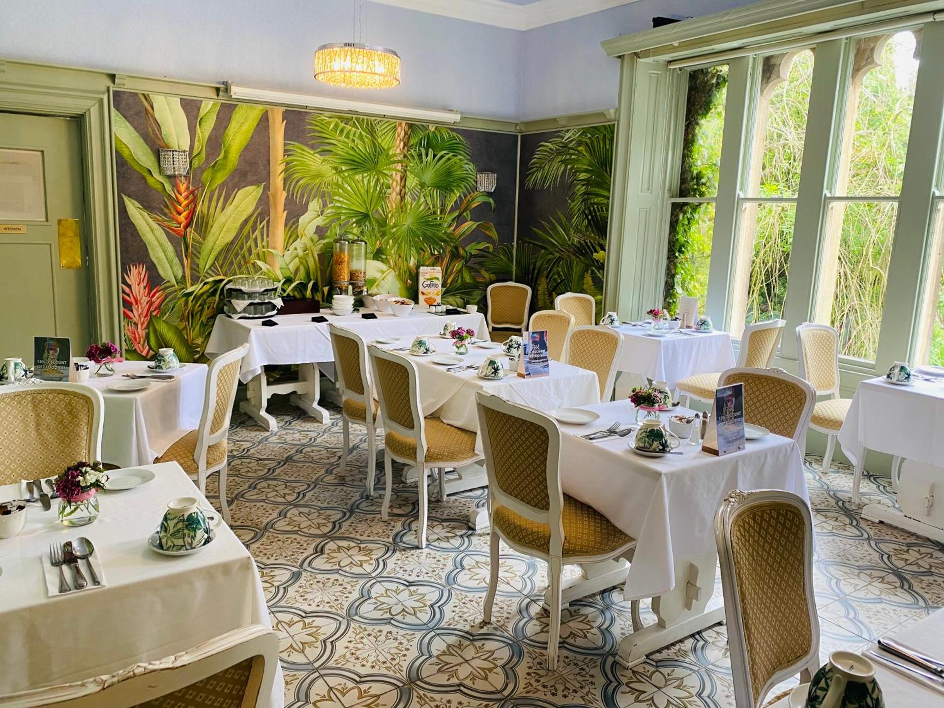 Meeting/conference room