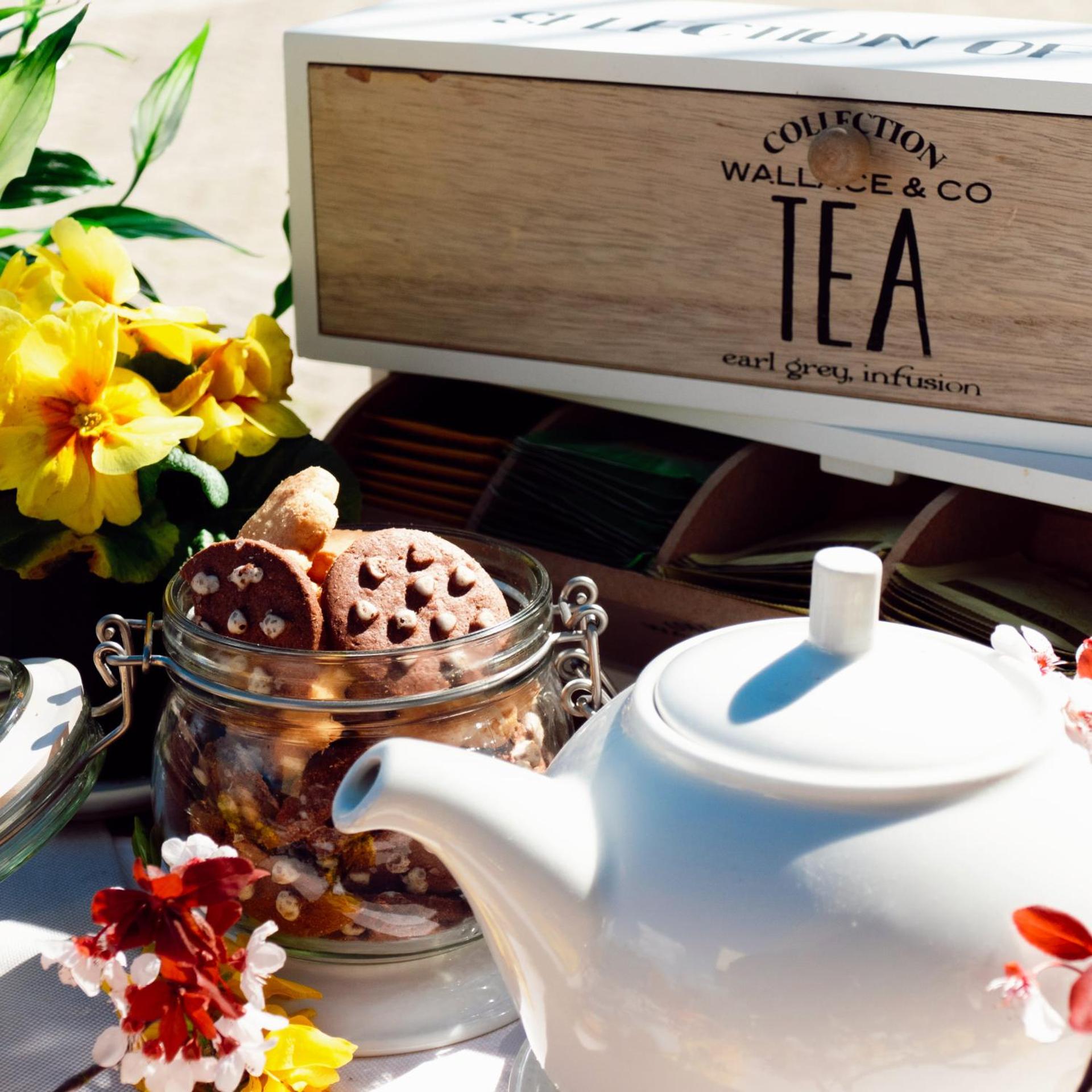 Coffee/tea facilities