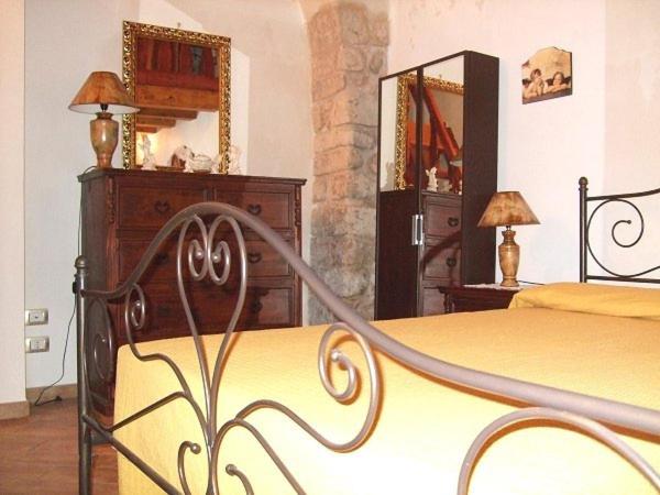 Two-Bedroom Apartment - Split Level