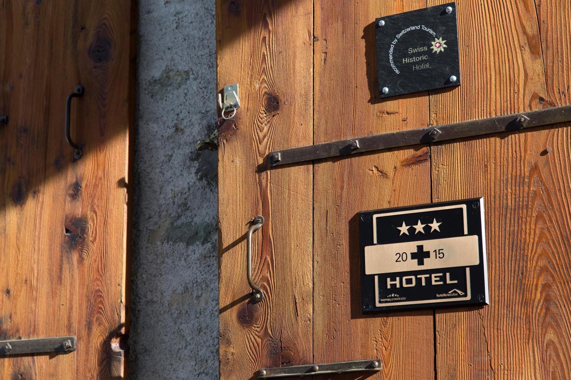 Property logo or sign