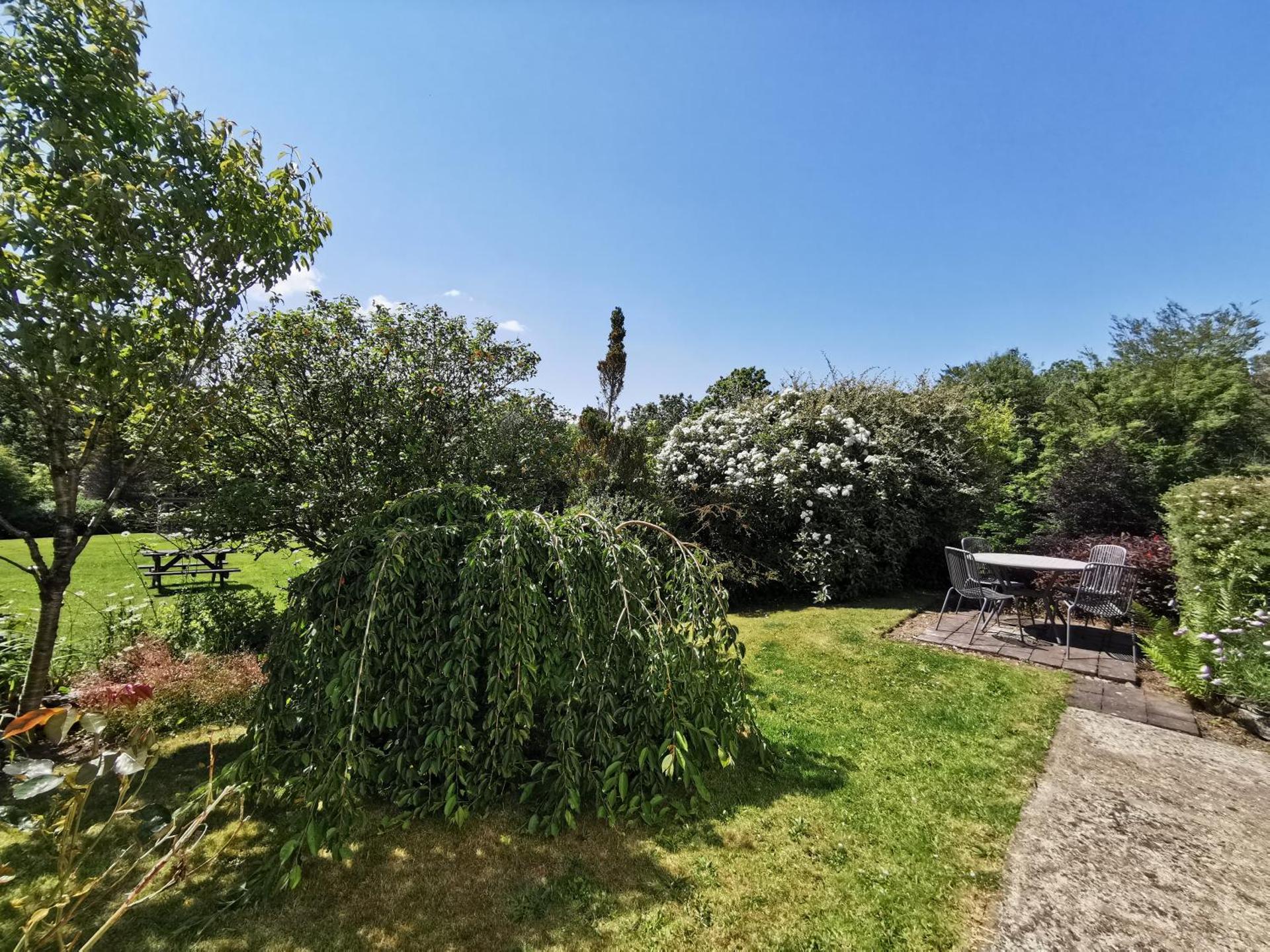 Wellstone Cottages - Honeysuckle