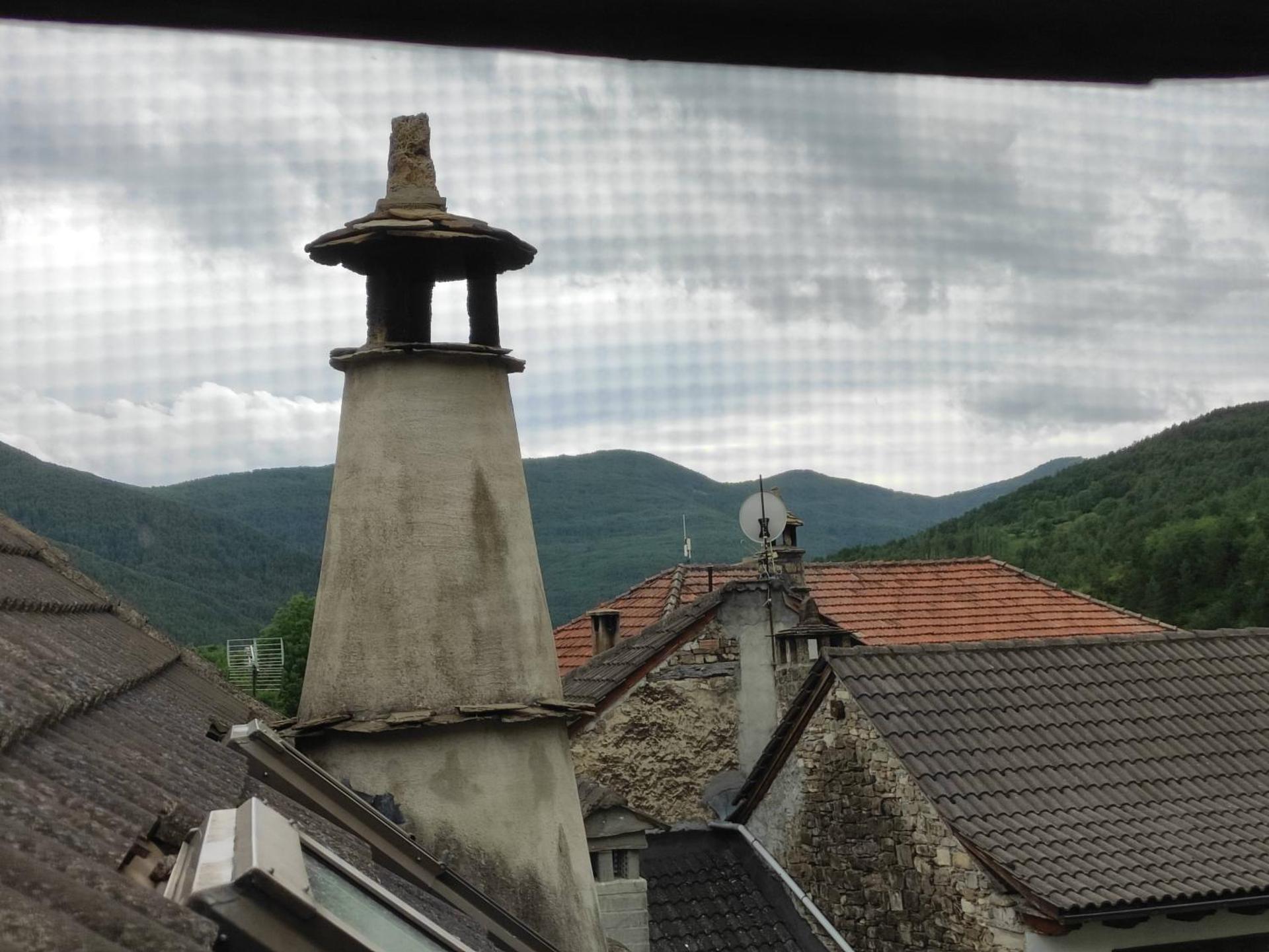 BORAU - Casa 150m2 con JARDÍN Y BARBACOA