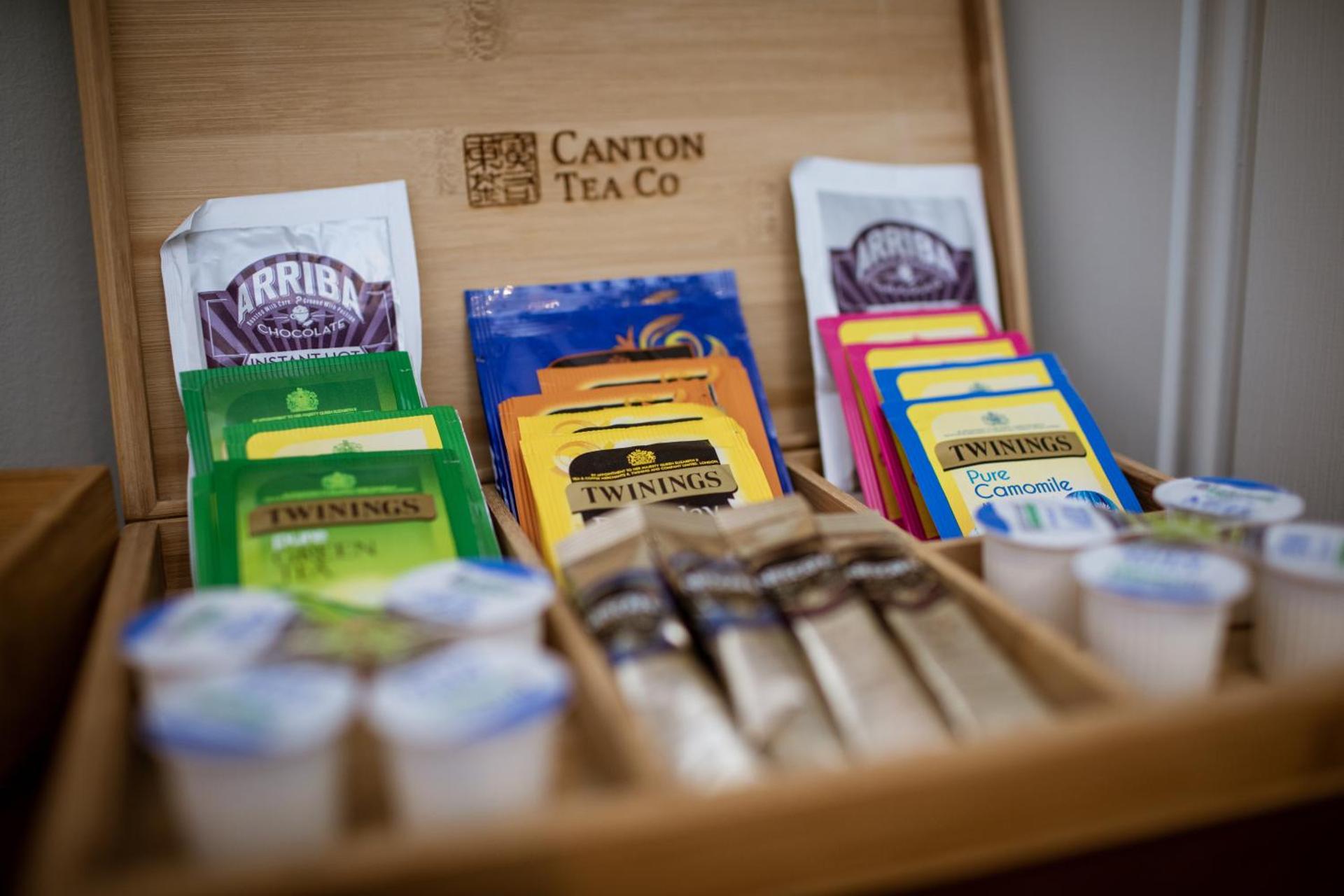 Coffee/tea facilities