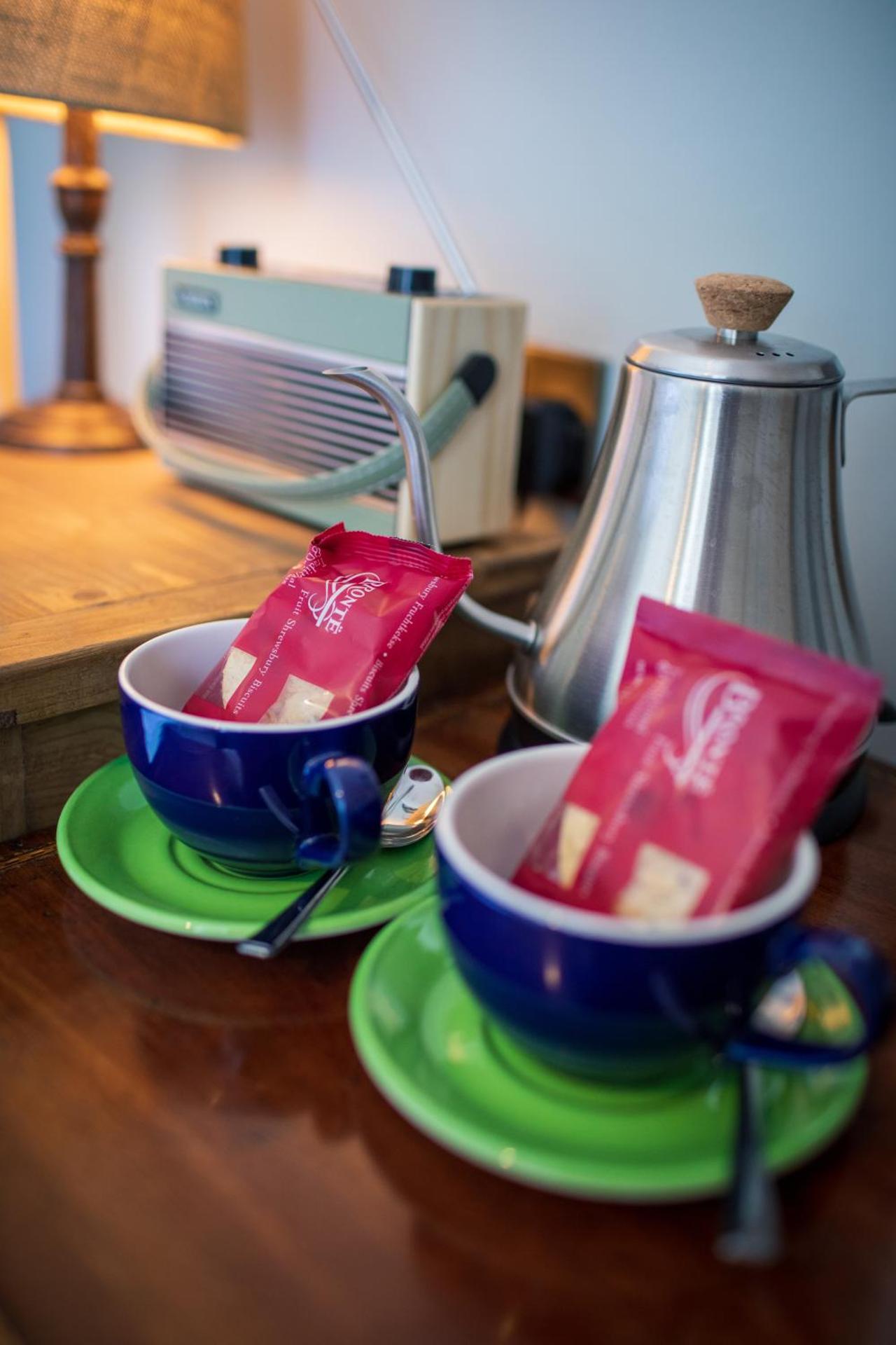 Coffee/tea facilities