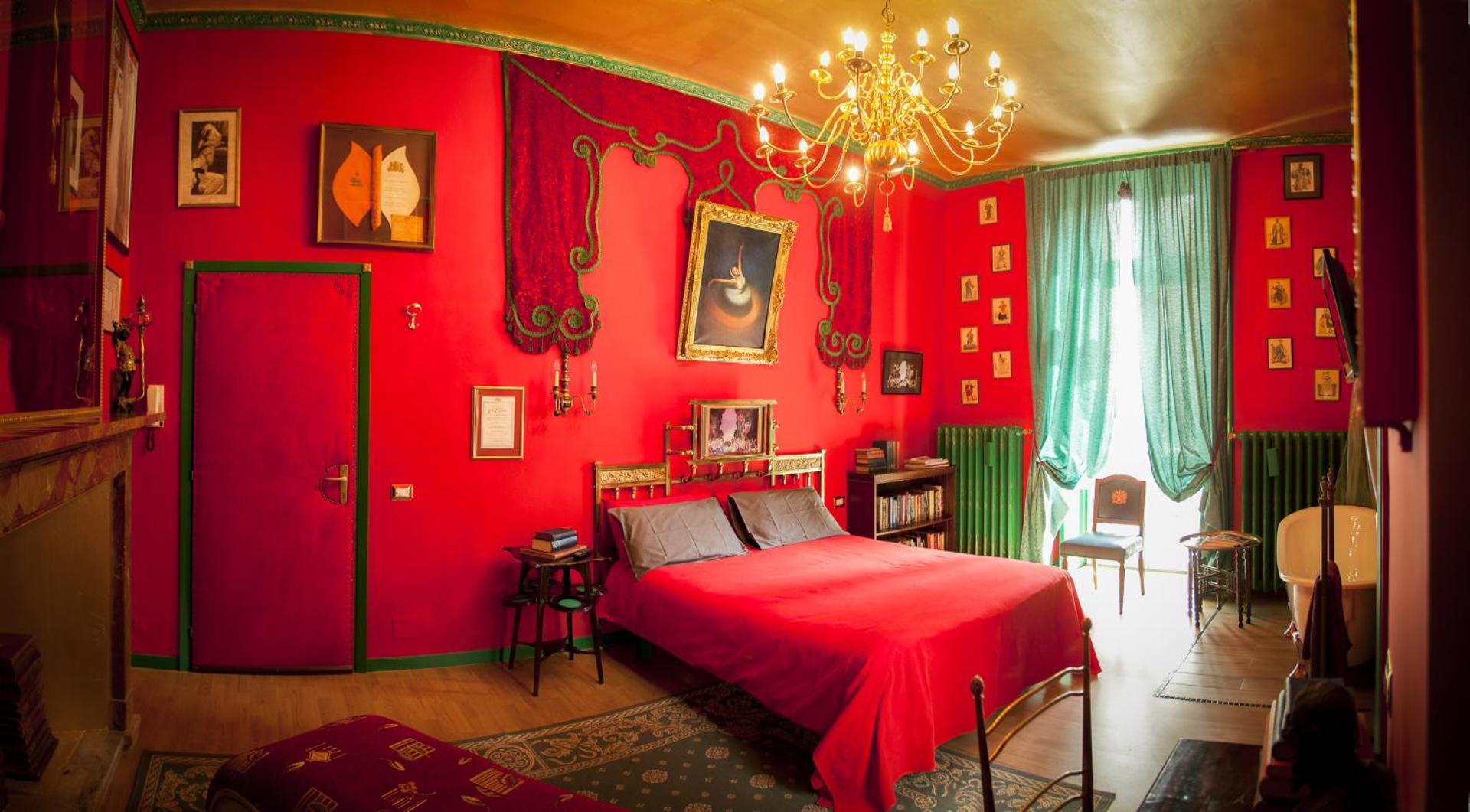 Photo of the whole room