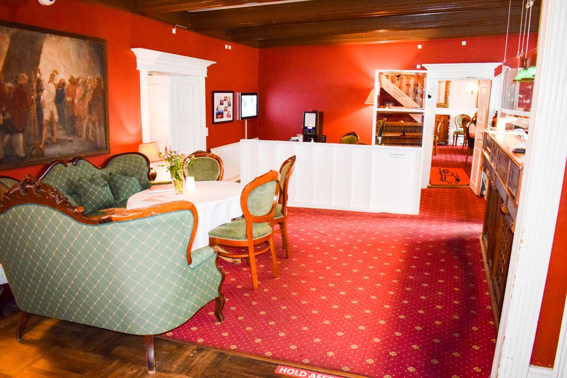 Coffee/tea facilities