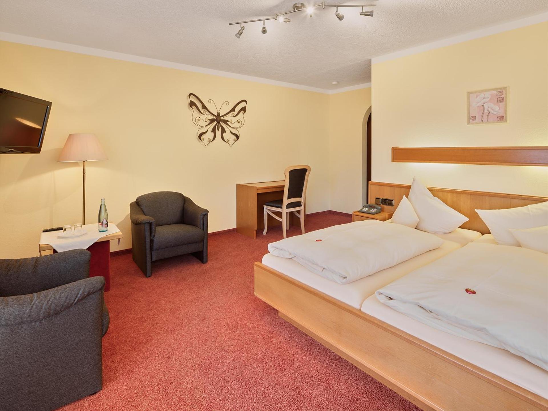 Photo of the whole room