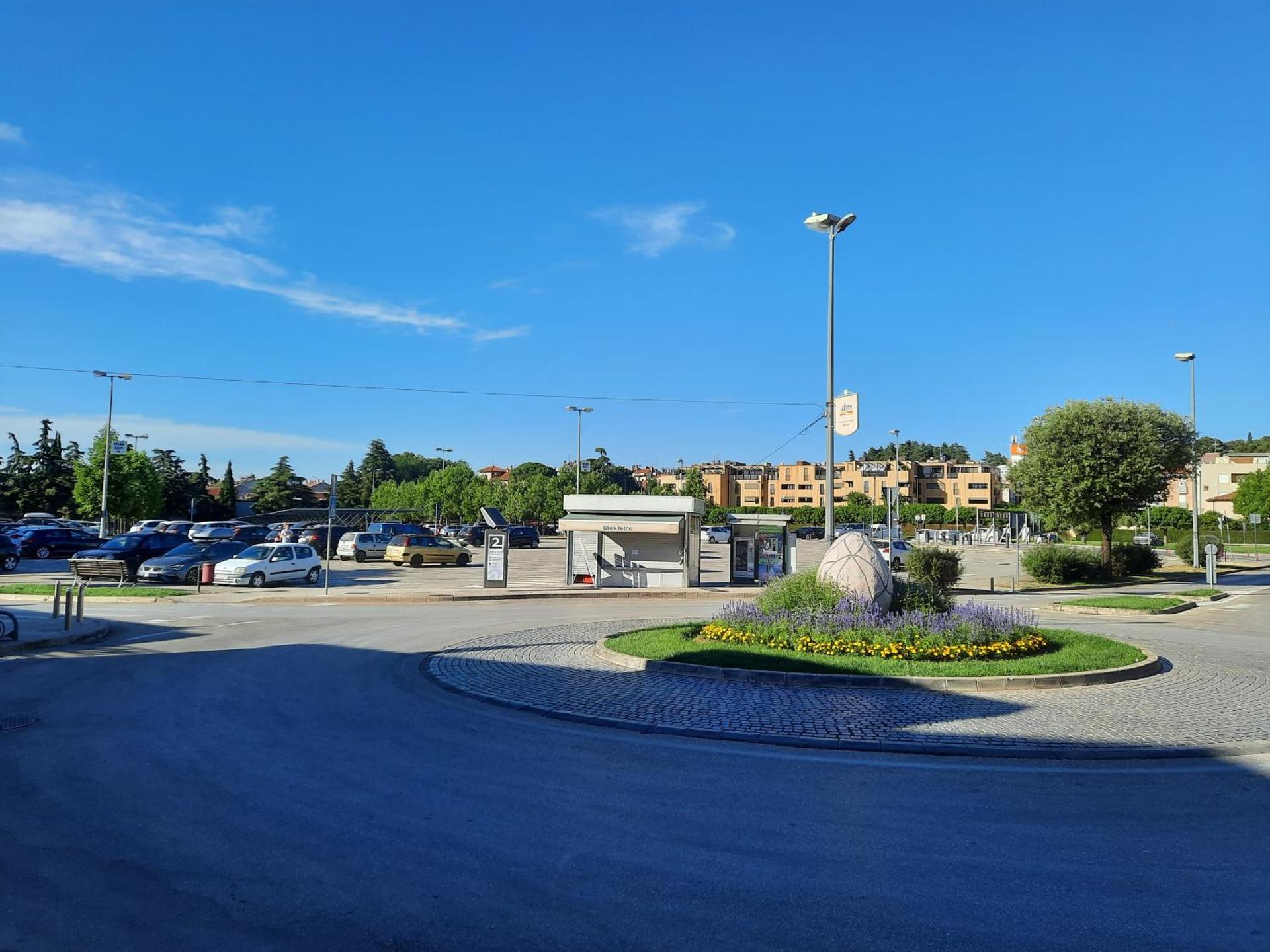 Parentium town center