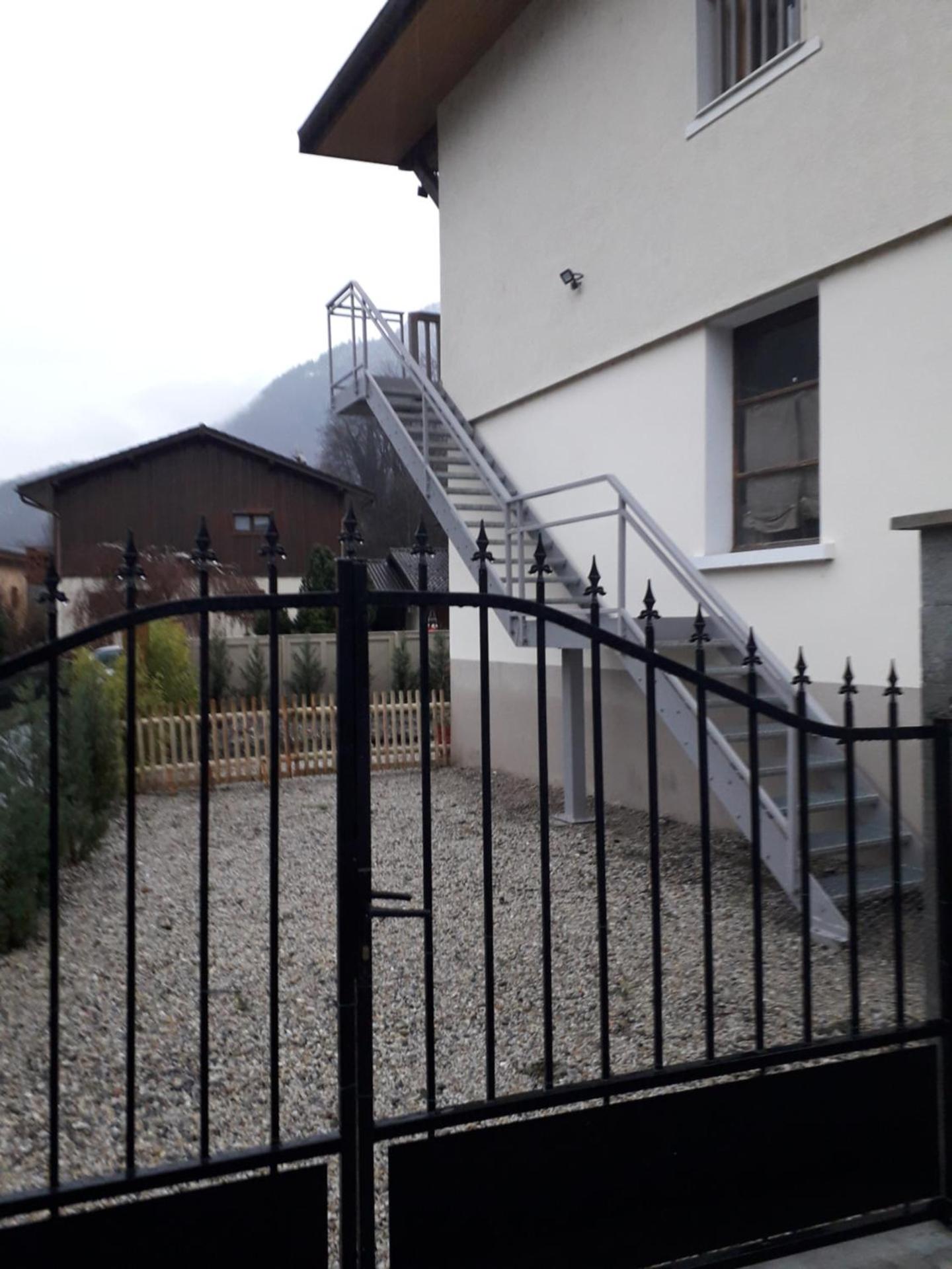 Enclos savoyard Appartement meublé 1chambre 1 canapé lits 3personnes