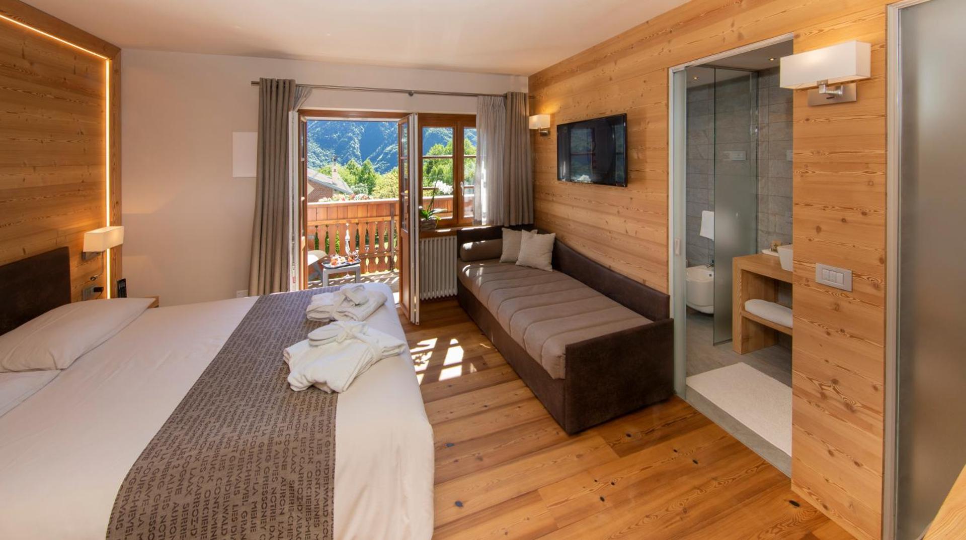 Photo of the whole room