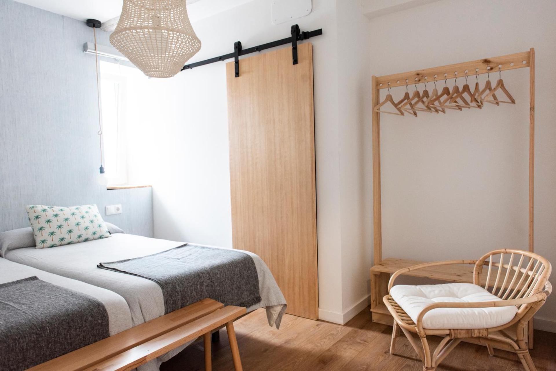 Twin Room with Private Bathroom