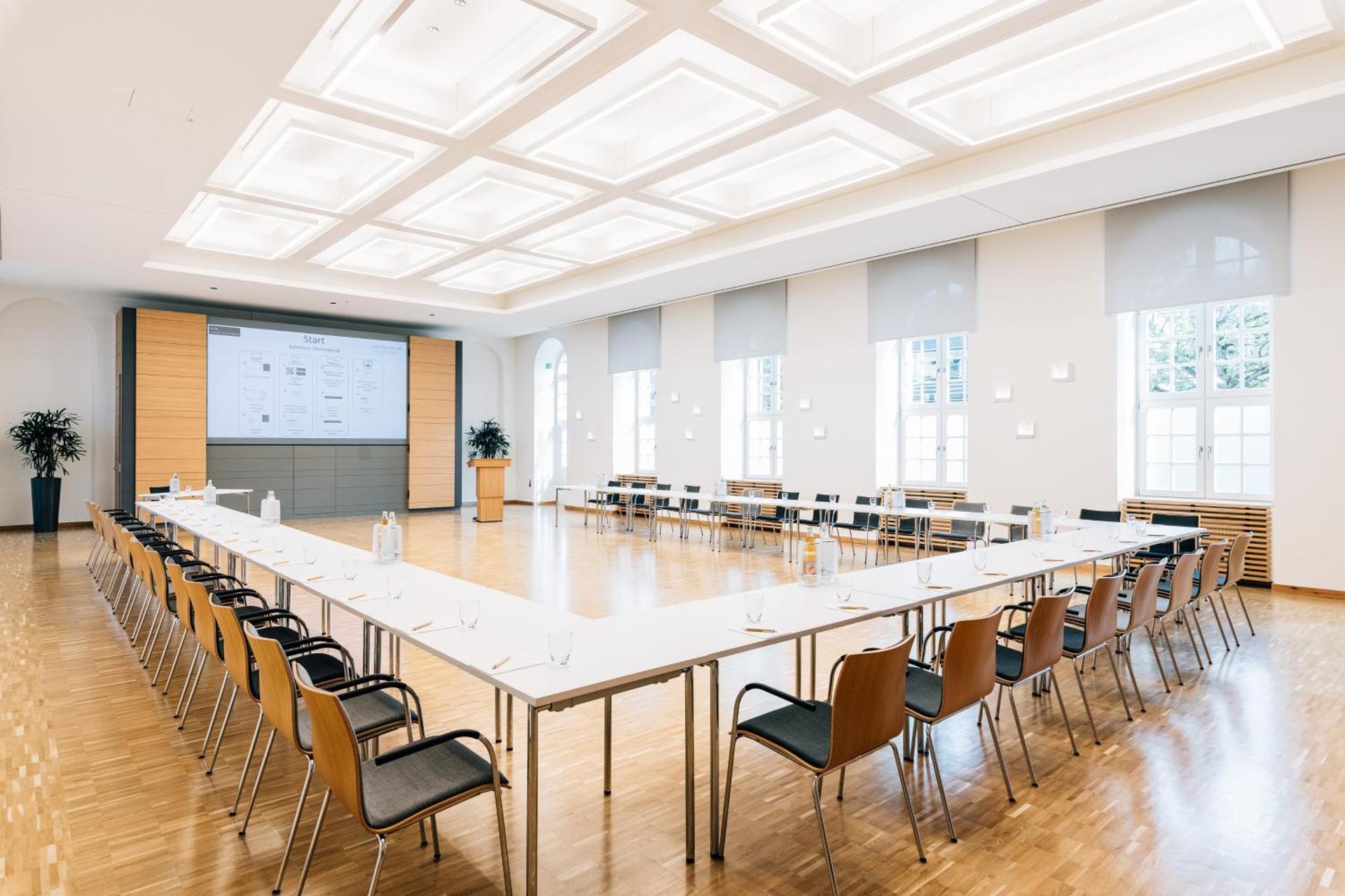 Meeting/conference room