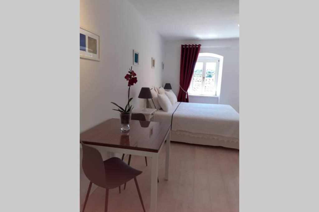 Comfortable studio in old town