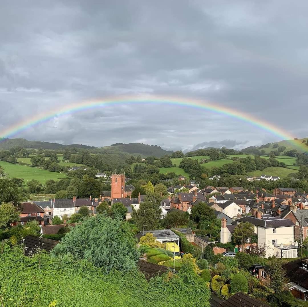 Old New Inn, Llanfyllin
