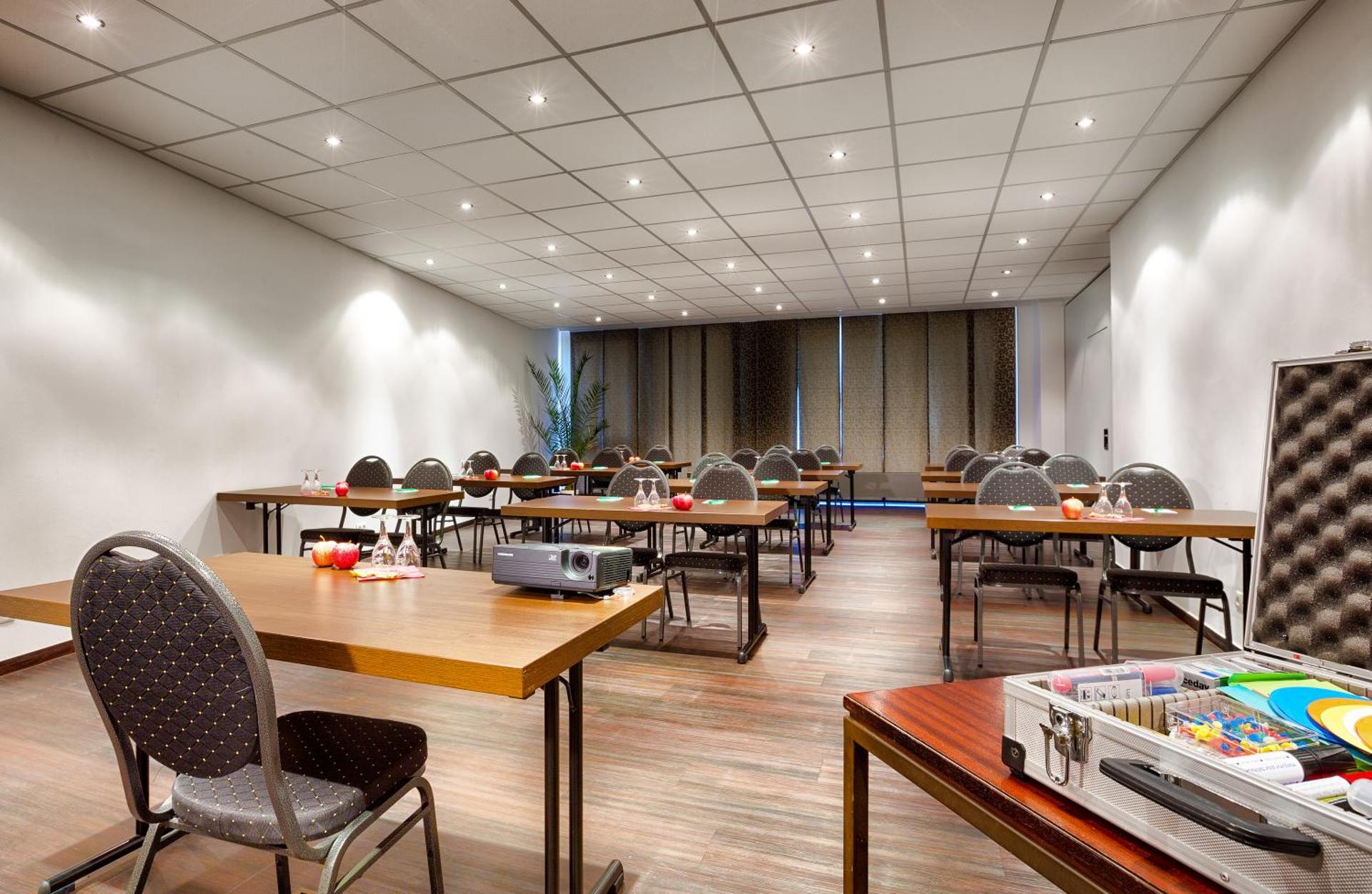 Meeting/conference room