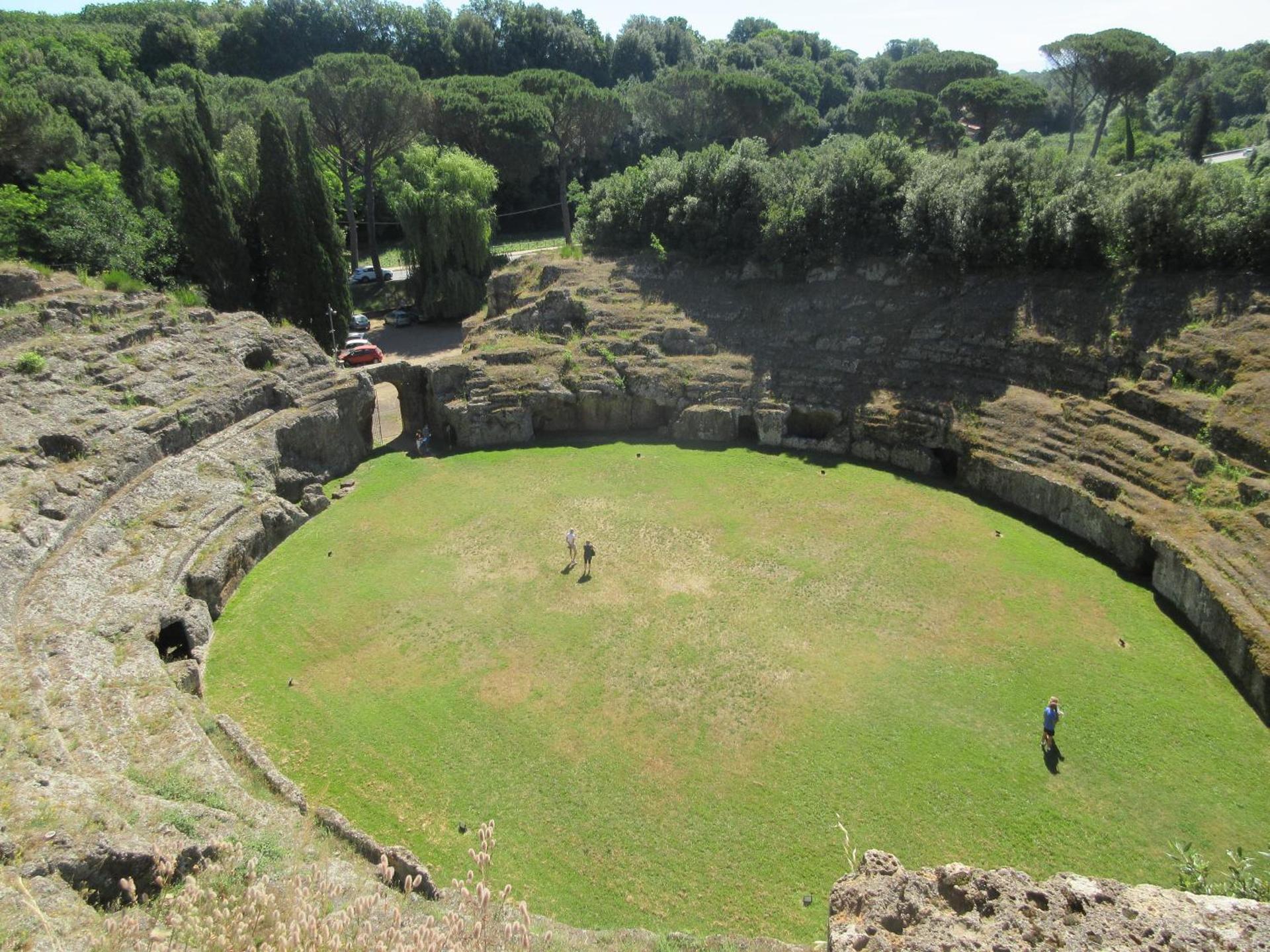 Radici Etrusche Sutri