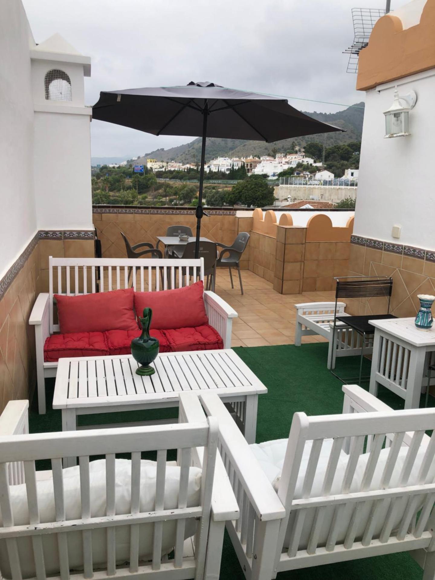 Apartamentos Cantarero Maro Nerja