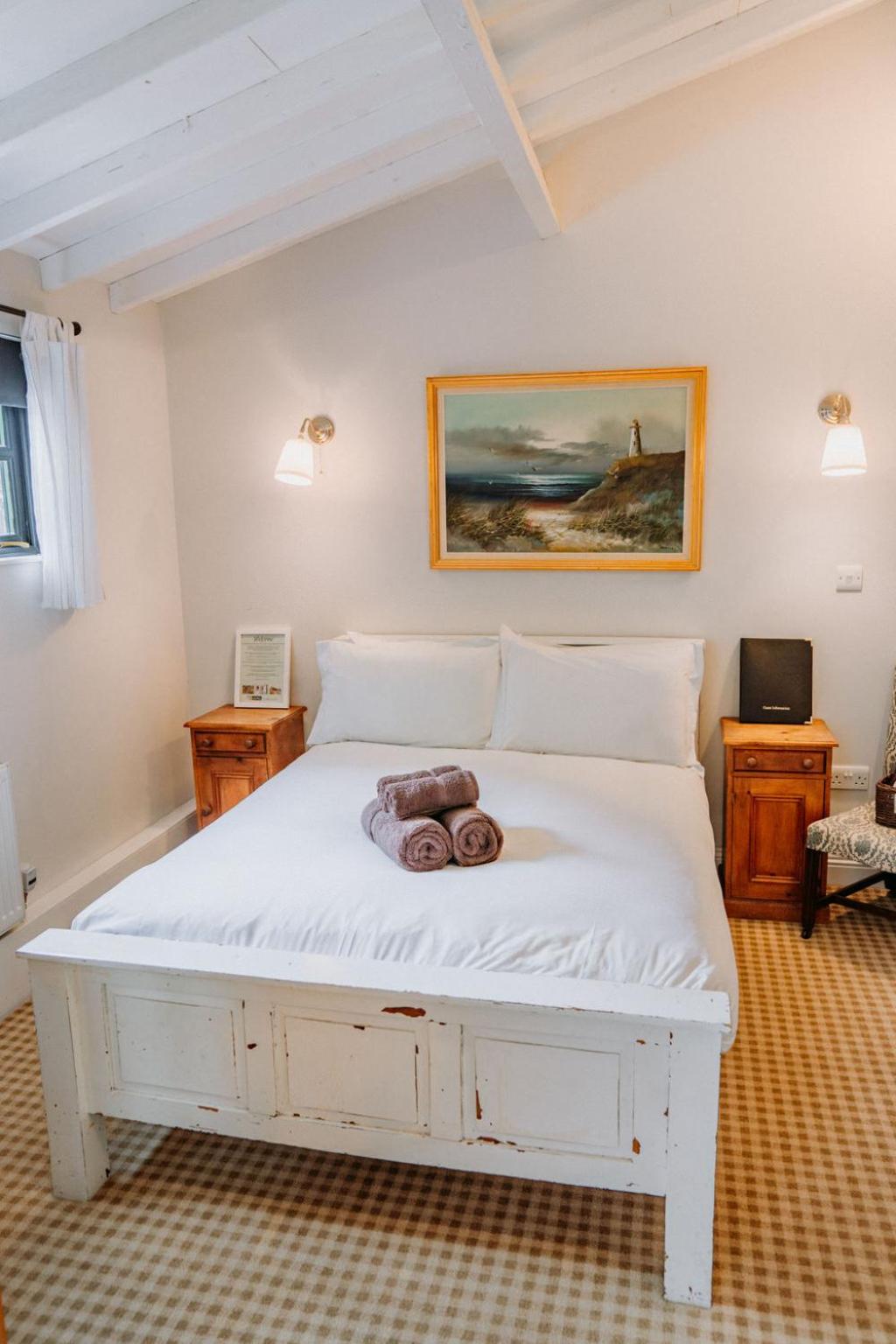 Creeksea Place Barns