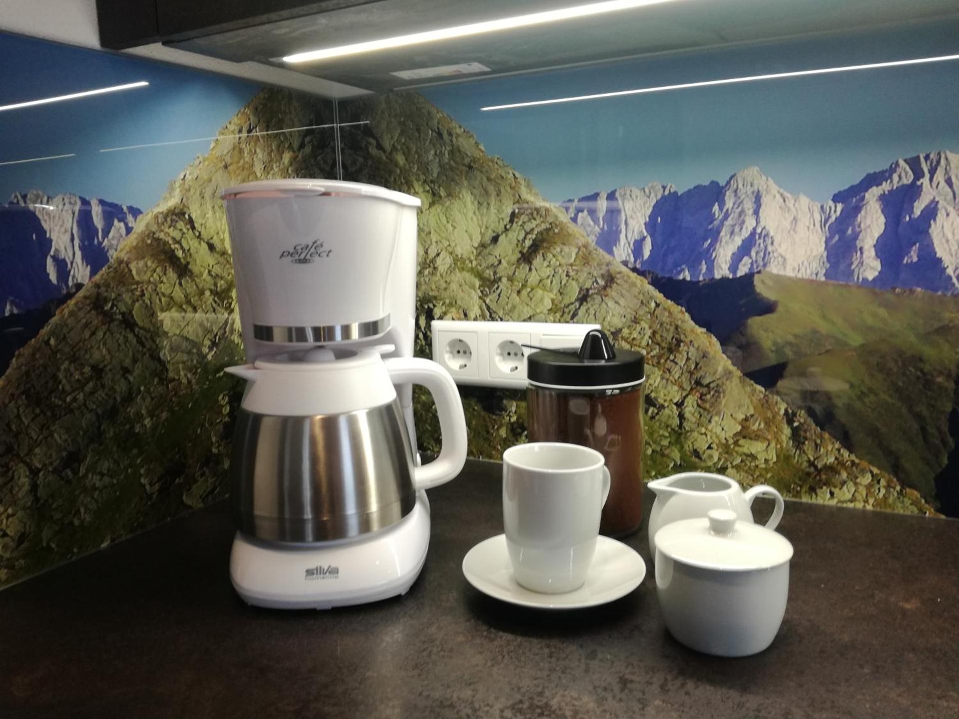 Coffee/tea facilities