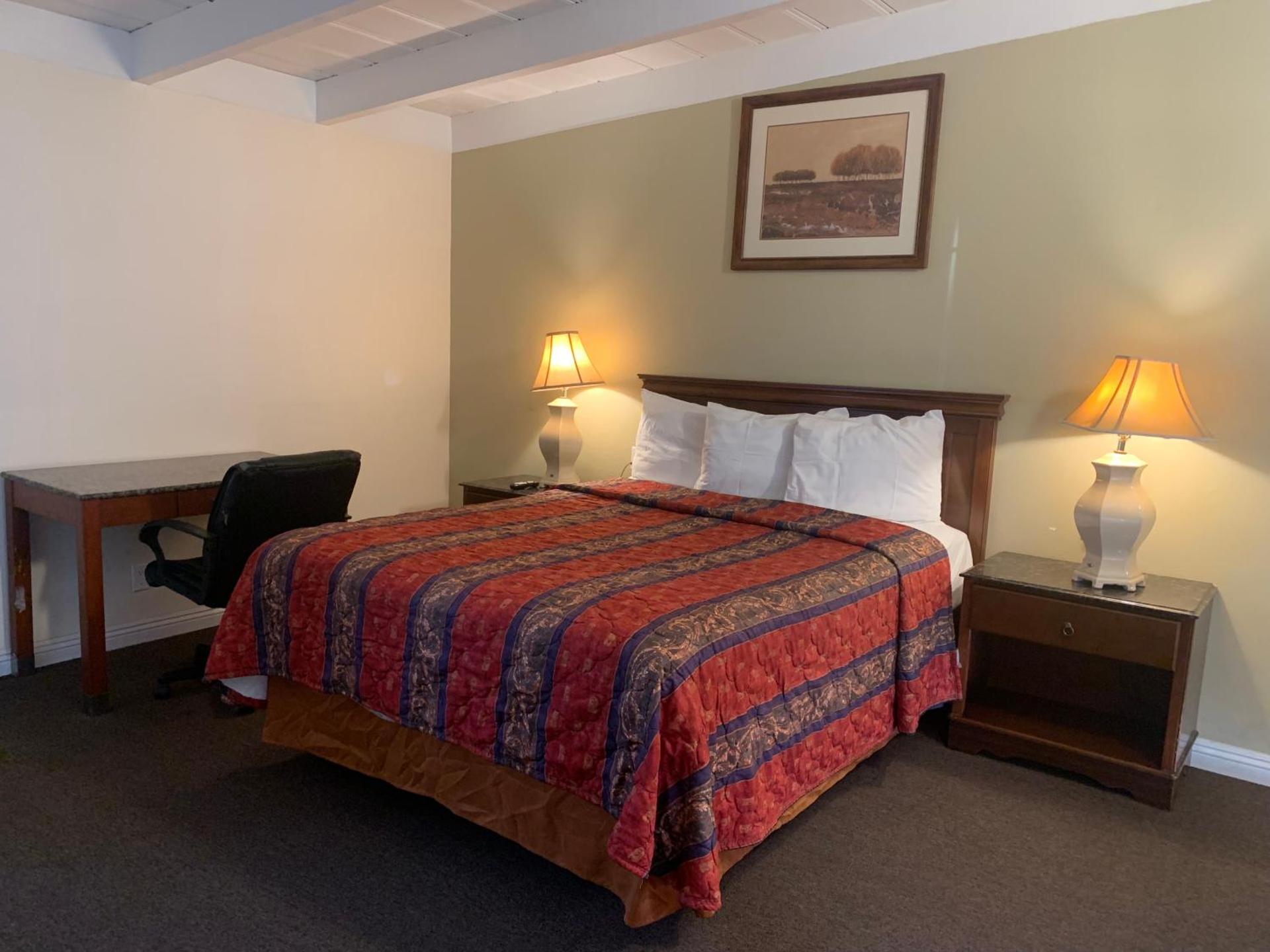 Ventura Beach House Motel