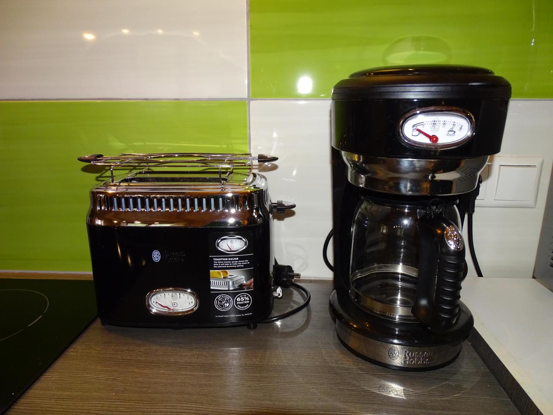 Coffee/tea facilities