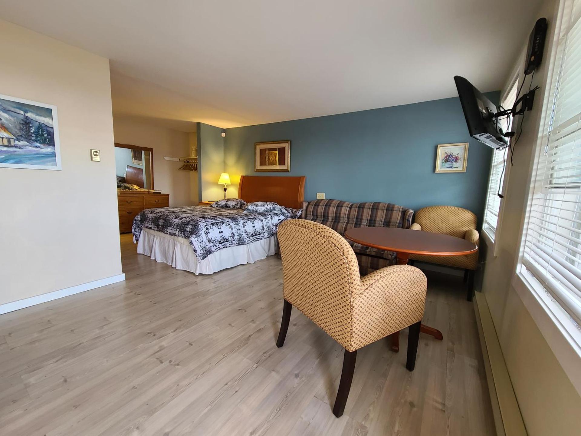 Queen Room with Sea View