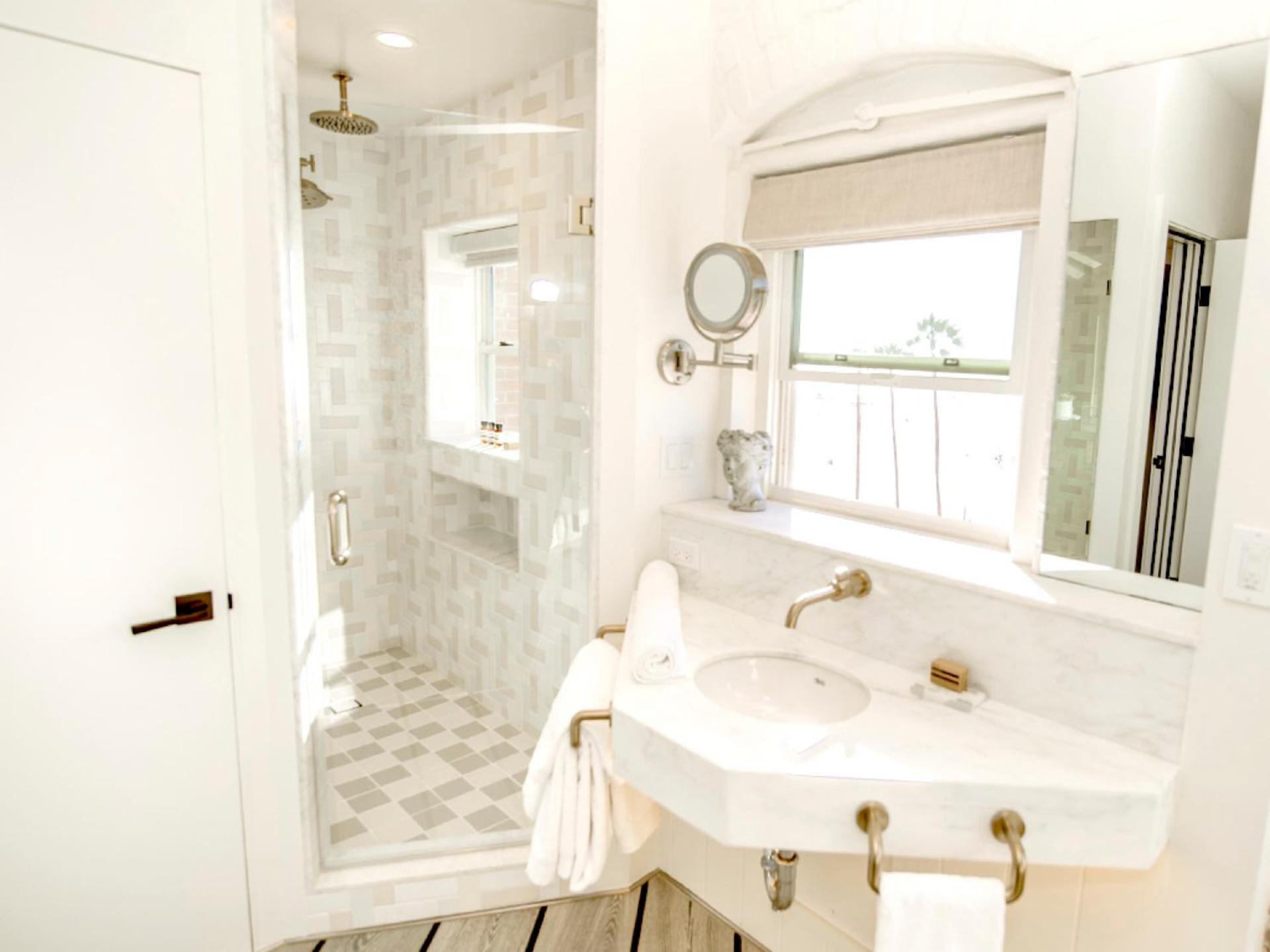 Ocean View PH Bungalow