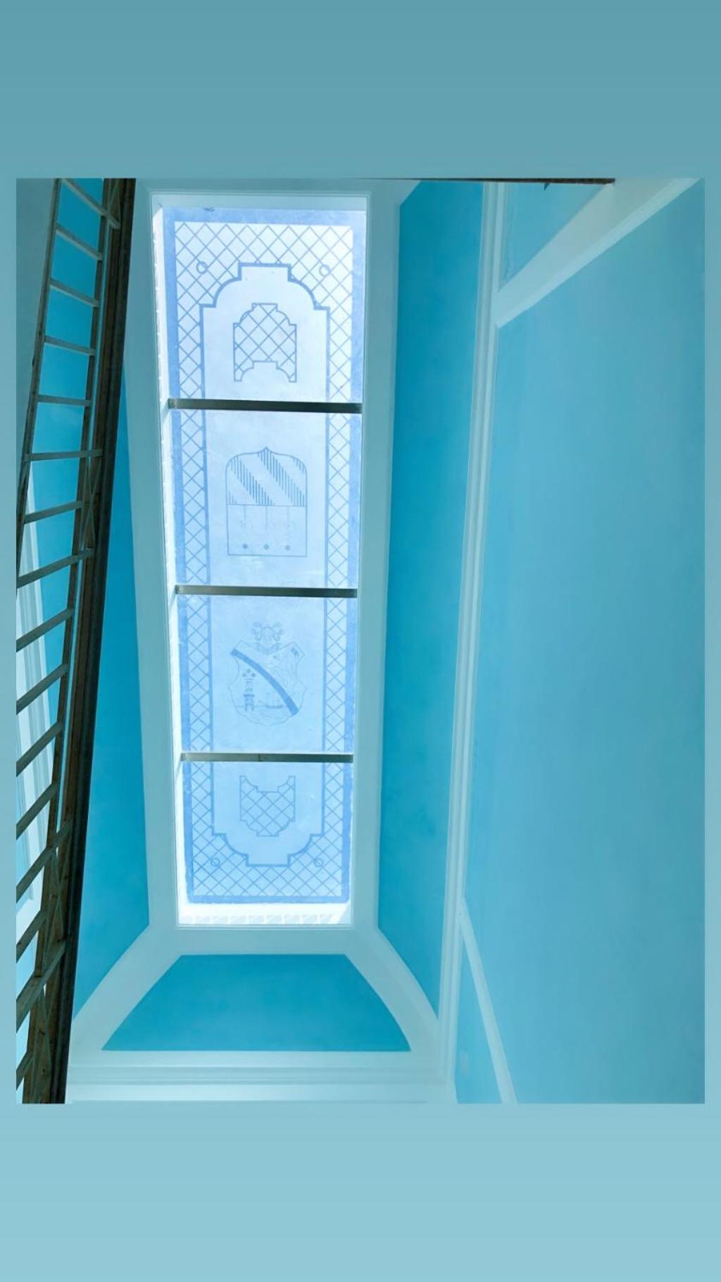 Logo/Certificate/Sign