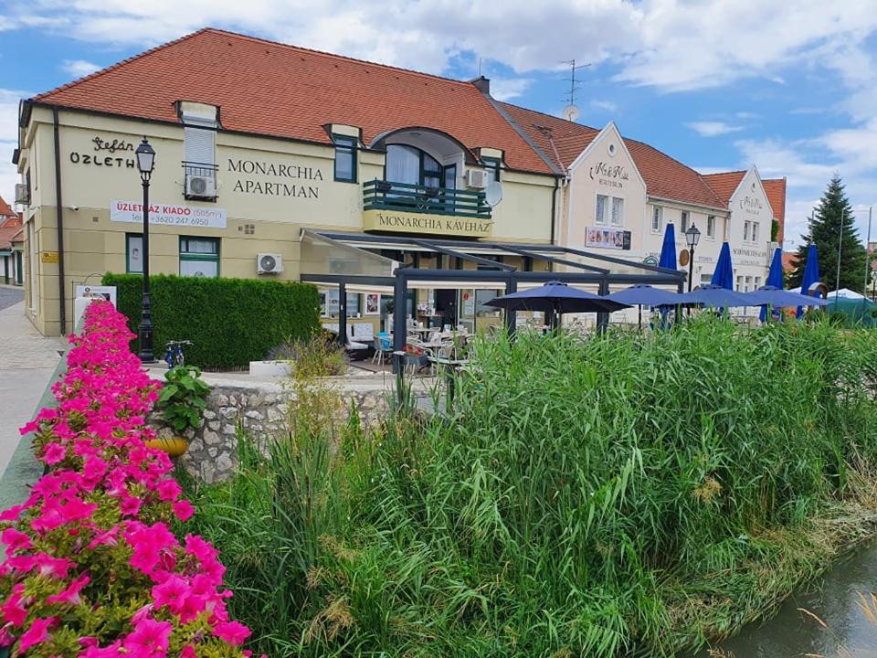 Monarchia Cottage Apartman