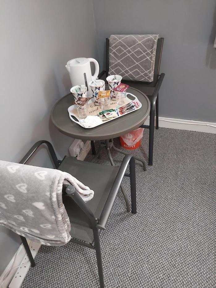 Coffee/tea facilities