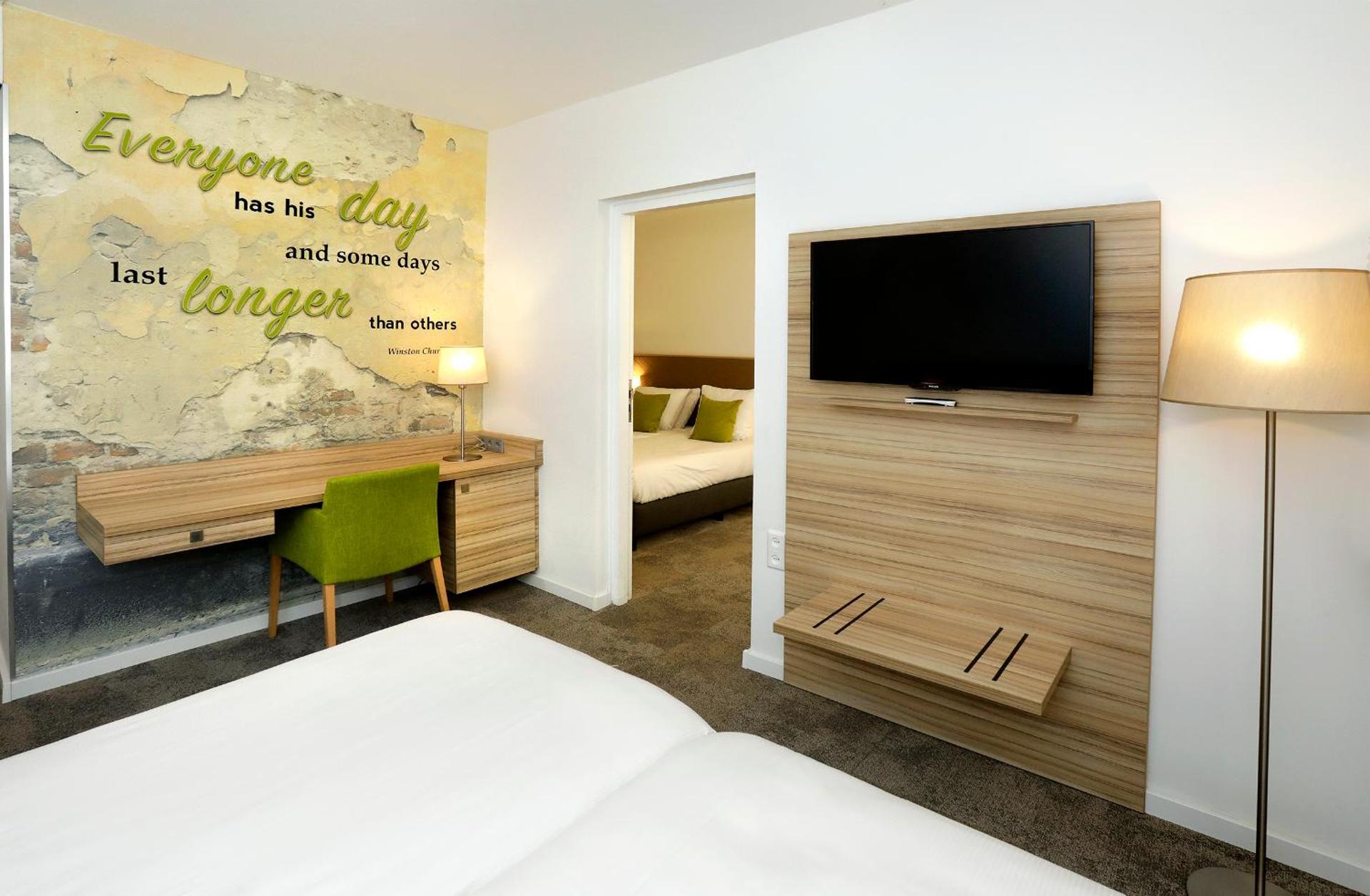 Photo of the whole room