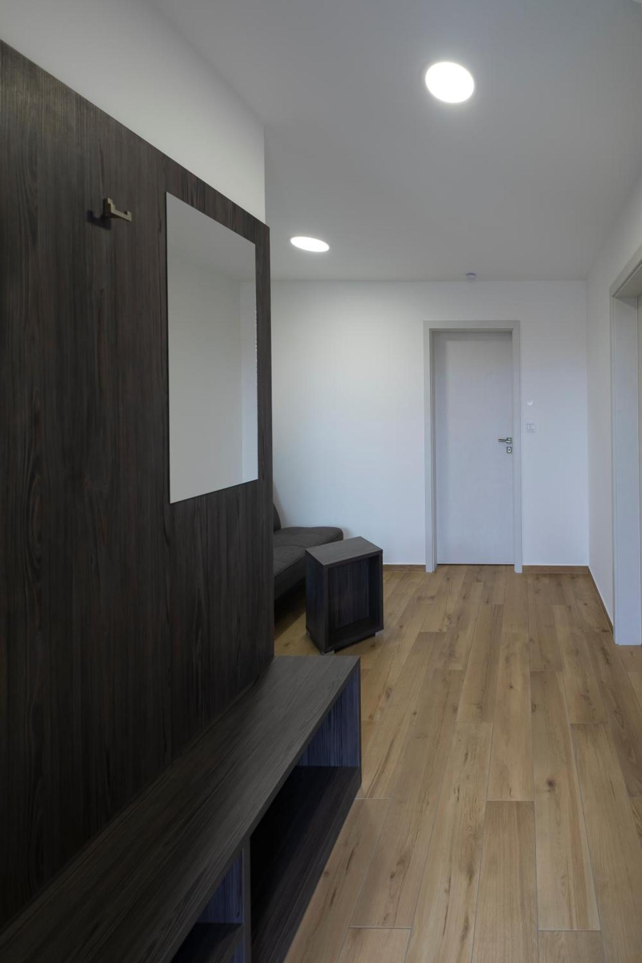 Deluxe Double Room (2 Adults + 1 Child)