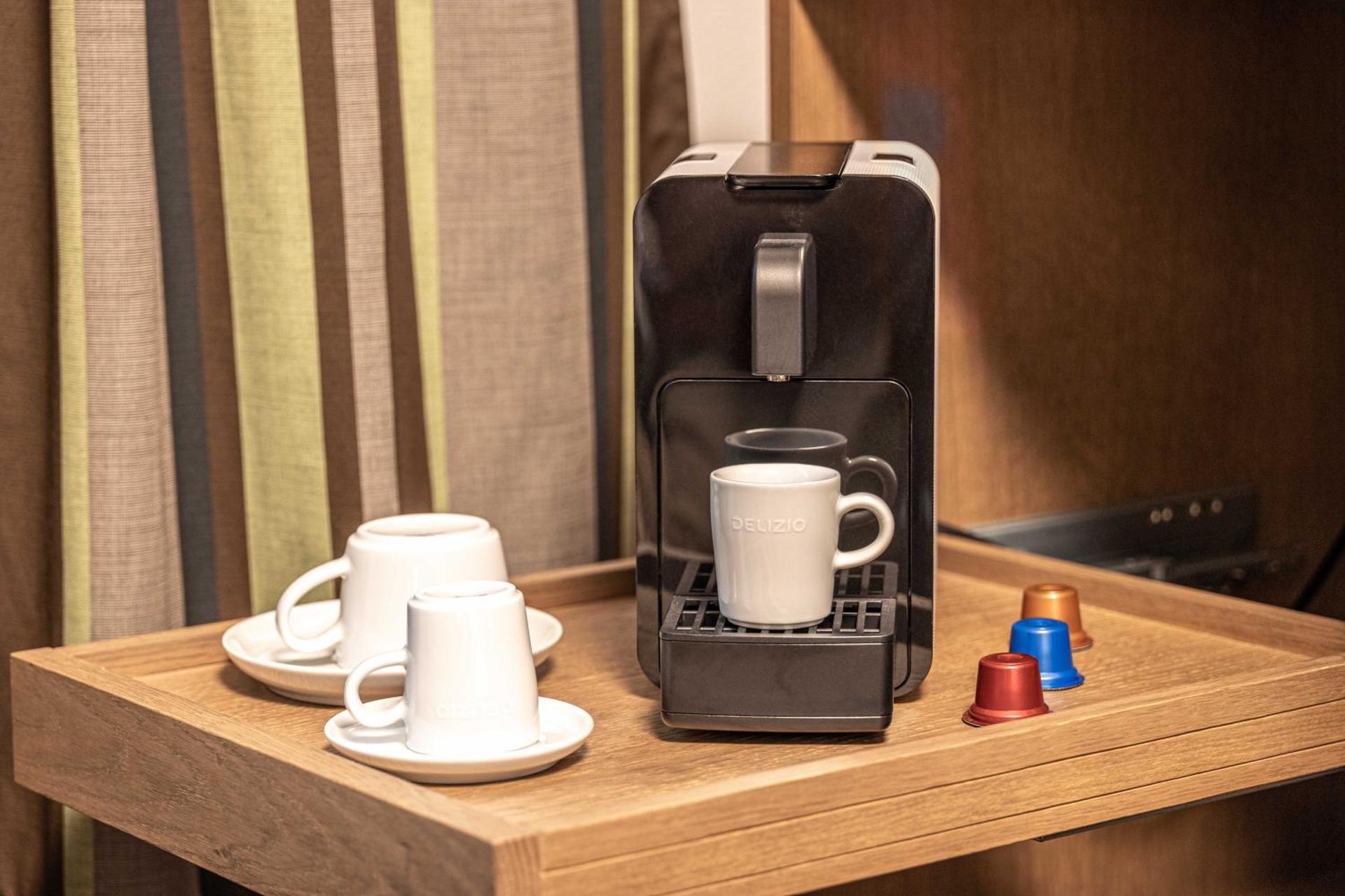 Coffee/tea facilities