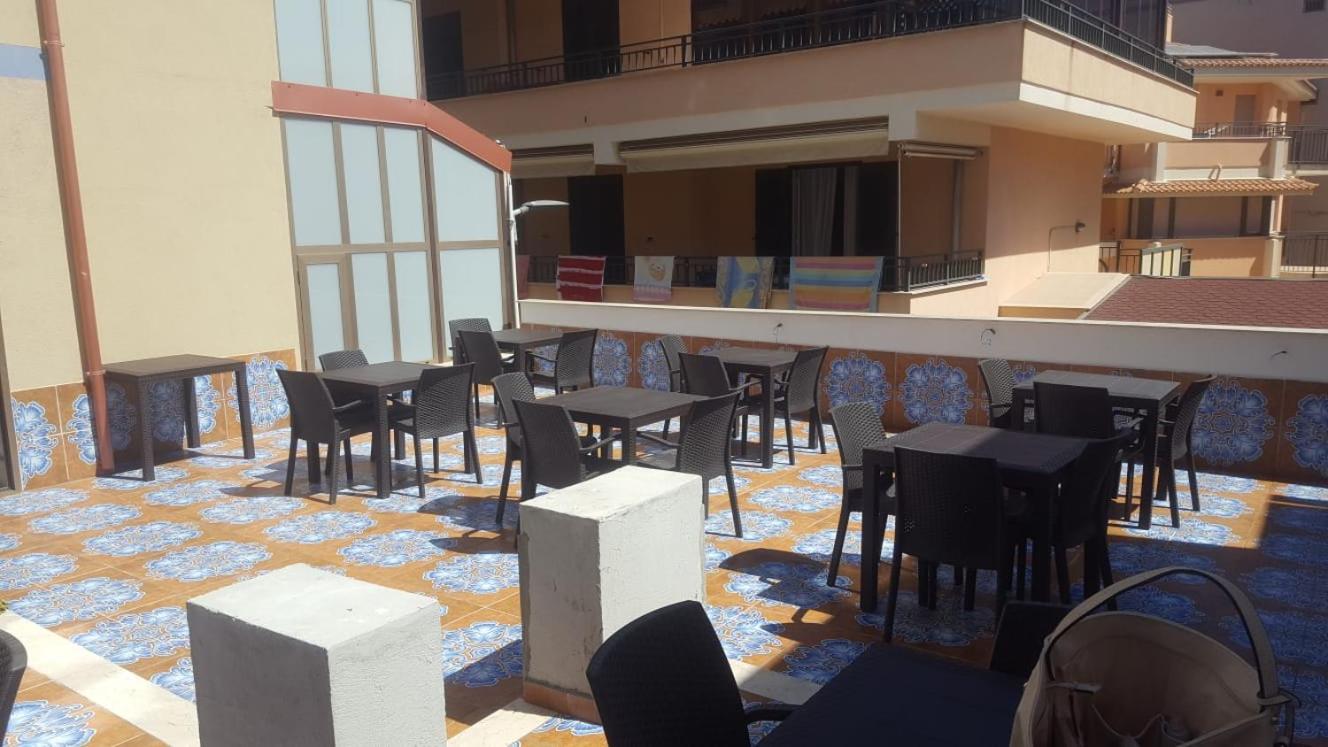 NUOVA AURORA Rent Rooms