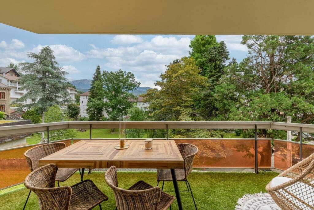 LE QUINTESSENCE: Balnéo & Luminothérapie + parking