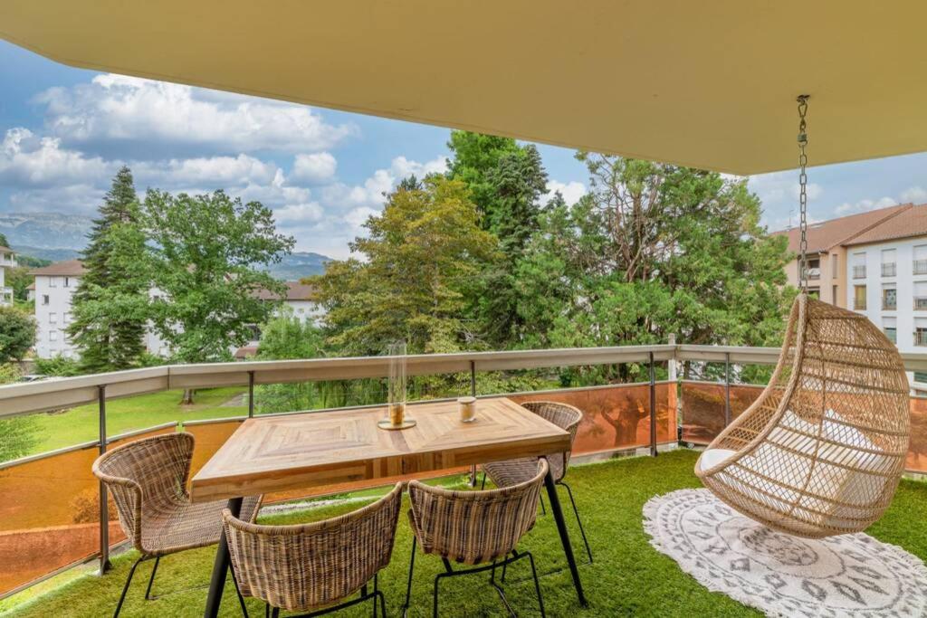 LE QUINTESSENCE: Balnéo & Luminothérapie + parking